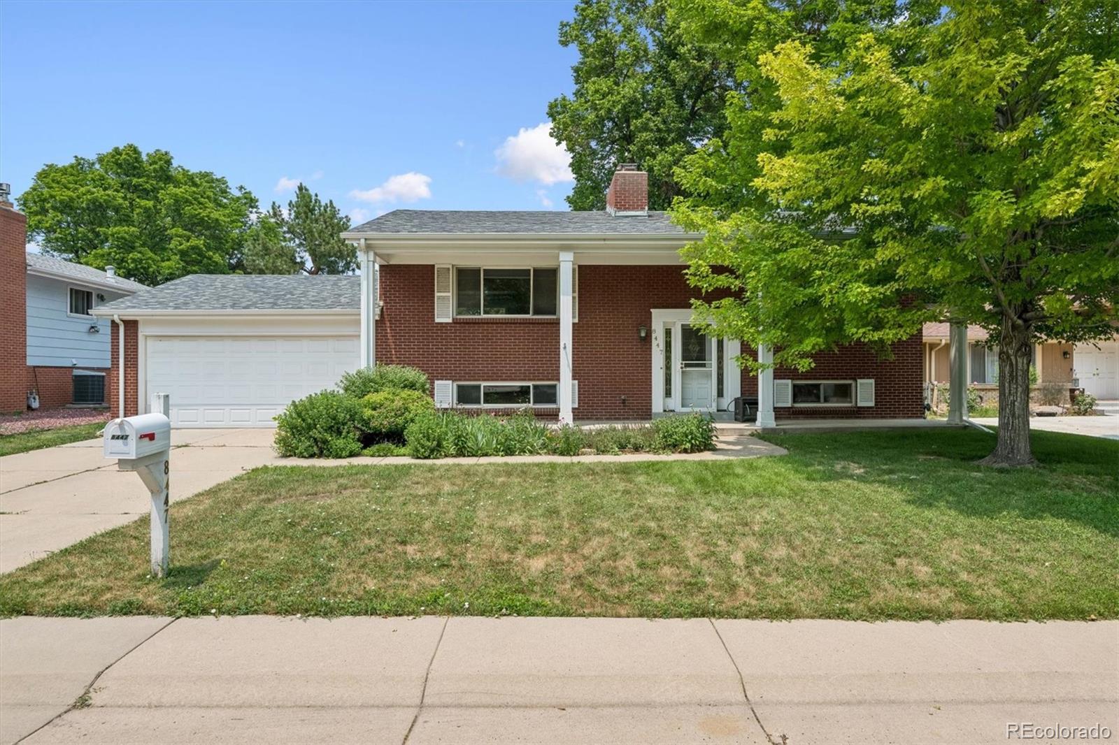 8447 W 24th Ave, Lakewood, CO 80215