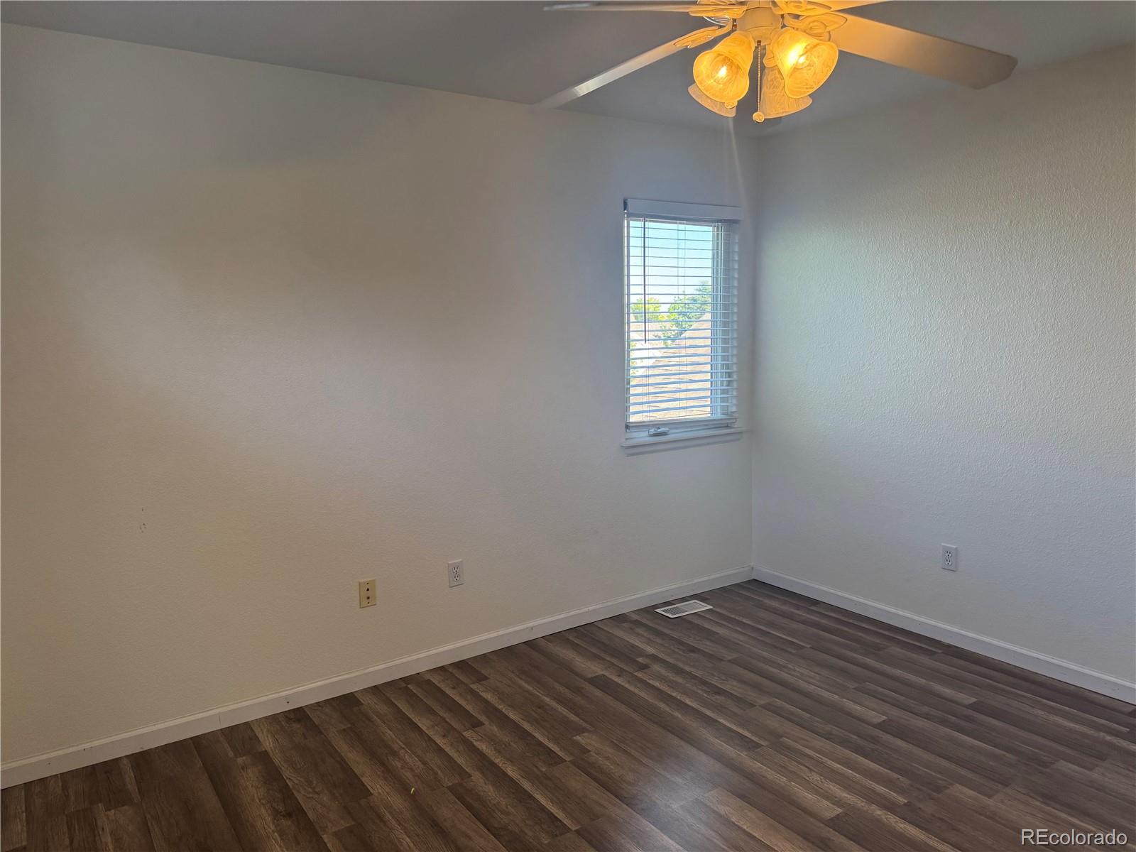 15555 E 40th Ave #49, Denver, CO 80239