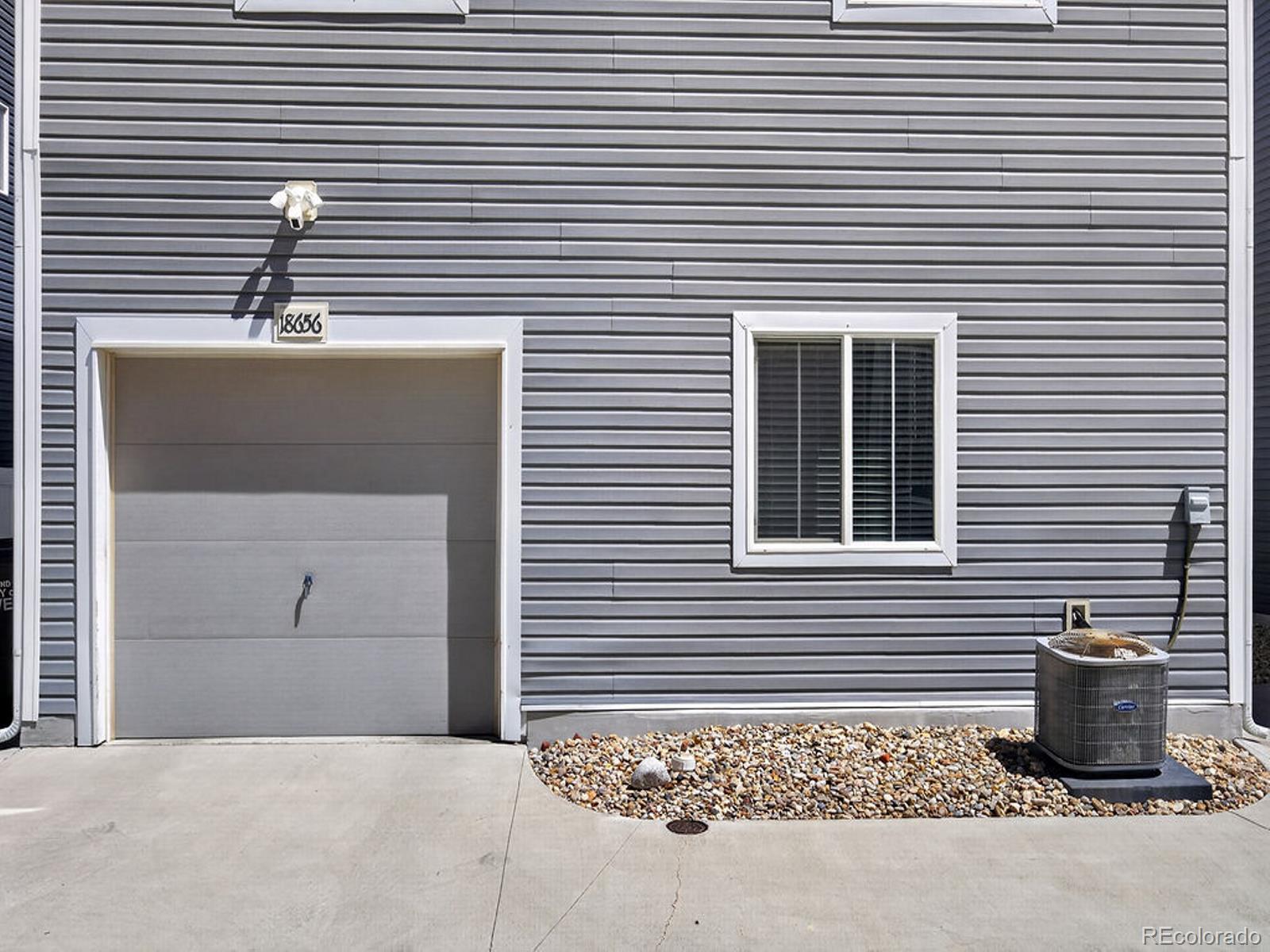 18656 E 54th Pl, Denver, CO 80249