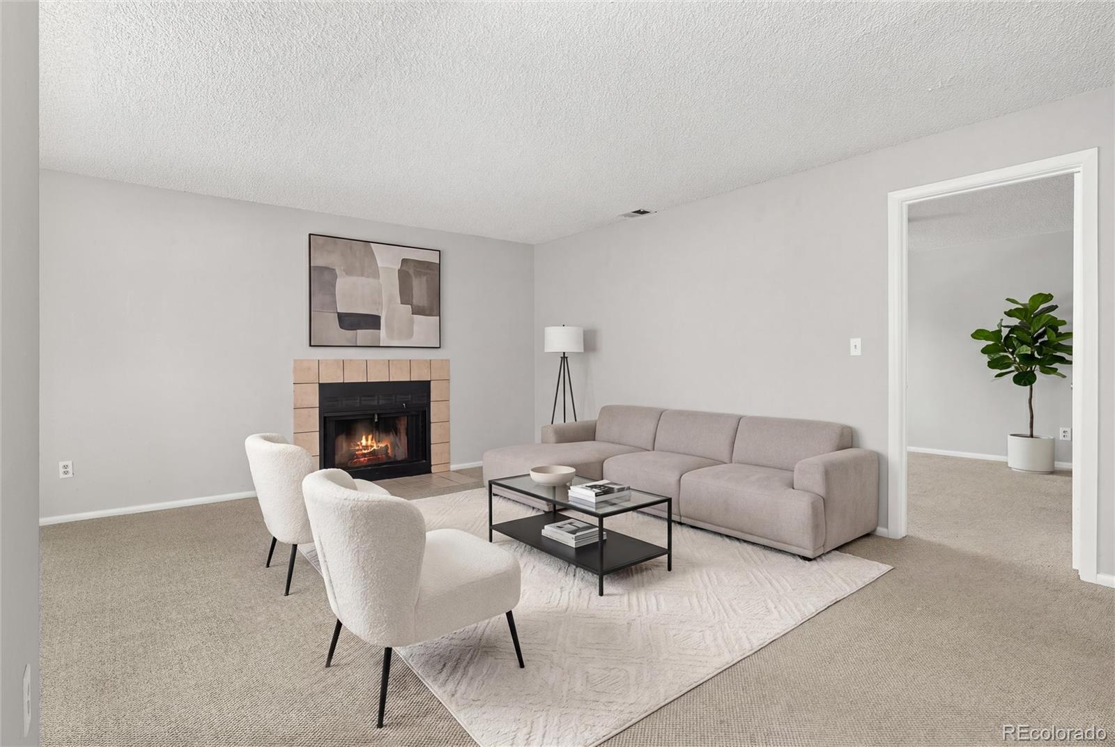 3083 S Ursula Cir #201, Aurora, CO 80014