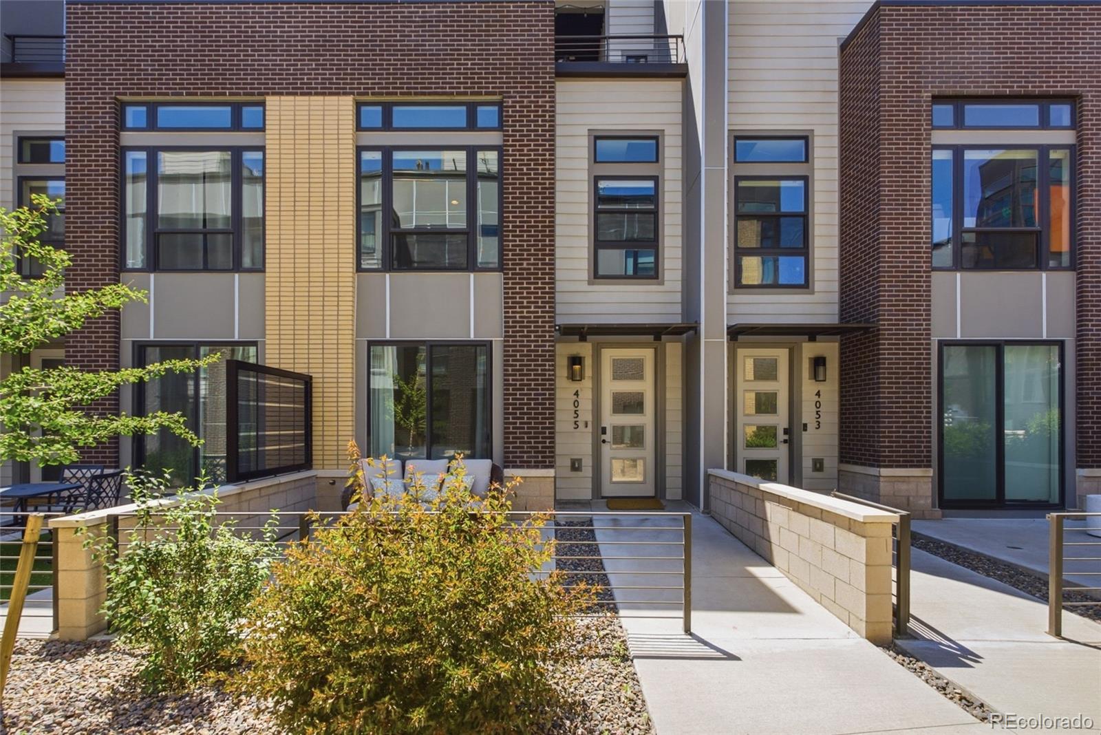 4055 W Conejos Pl, Denver, CO 80204