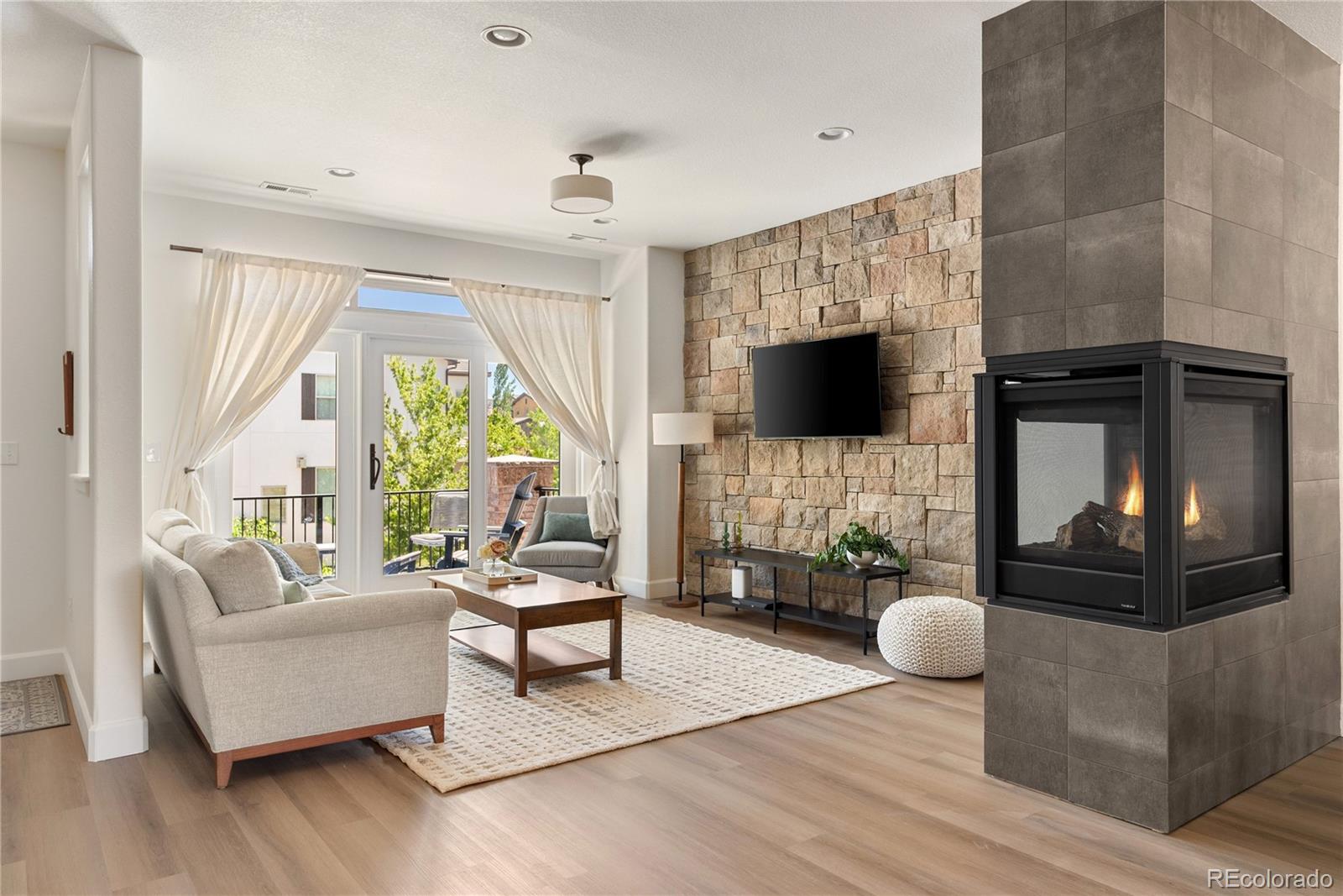2489 S Orion St, Lakewood, CO 80228