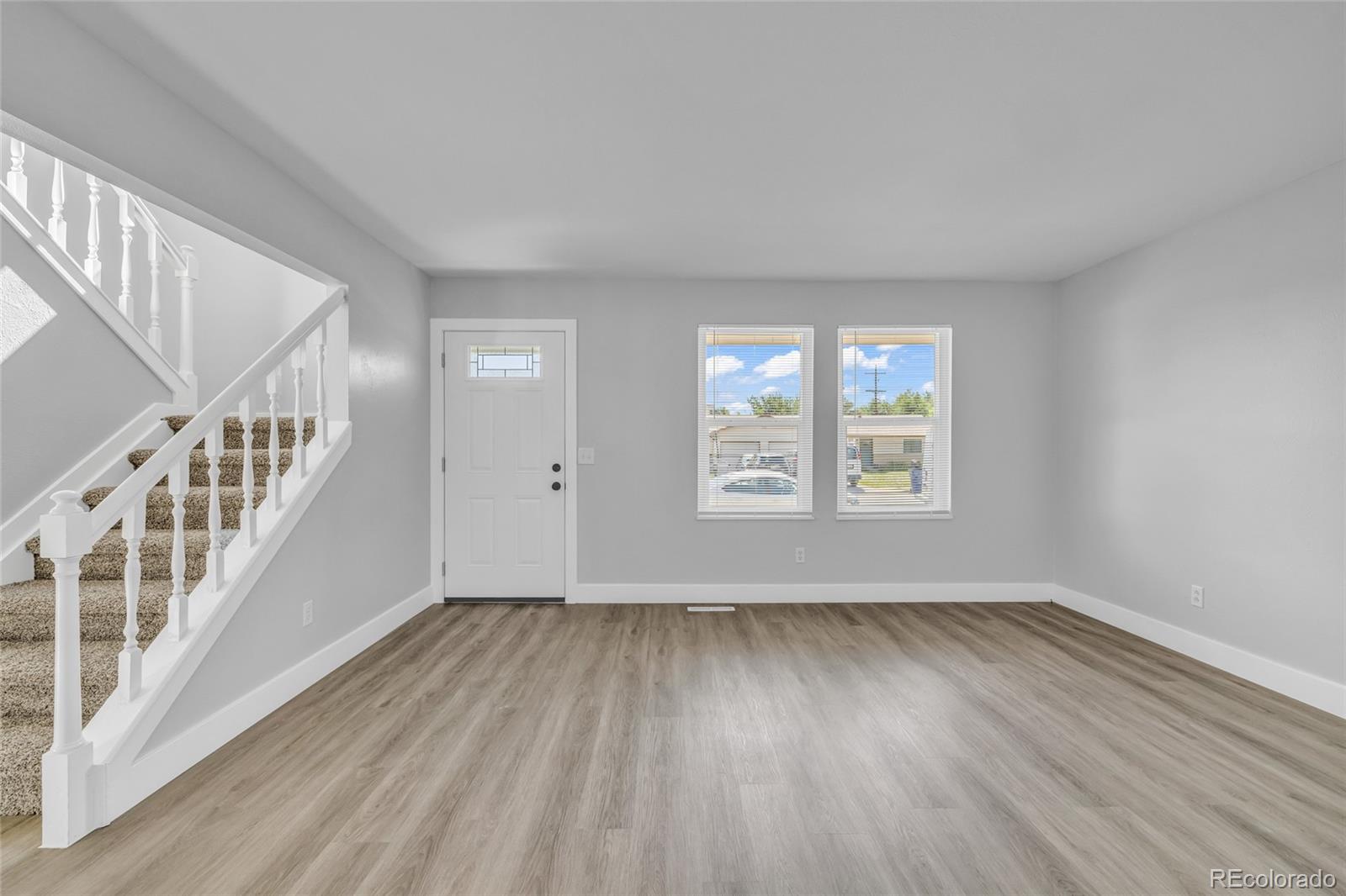 129 Eaton Ct, Lakewood, CO 80226