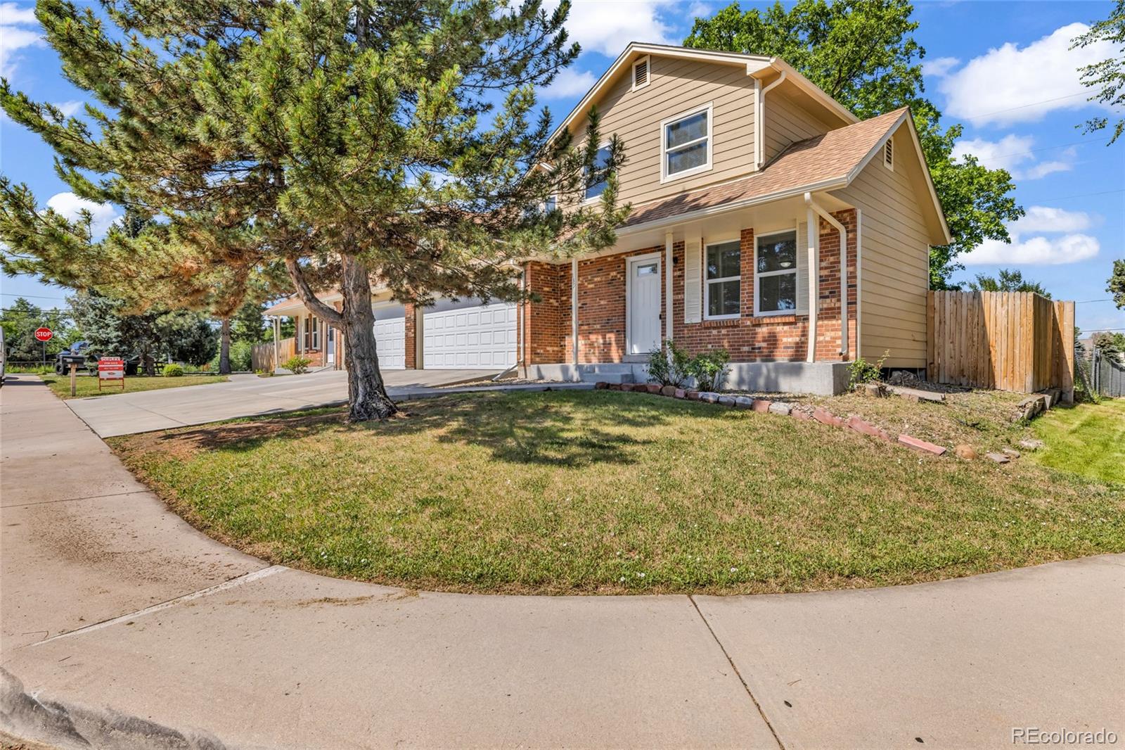 129 Eaton Ct, Lakewood, CO 80226