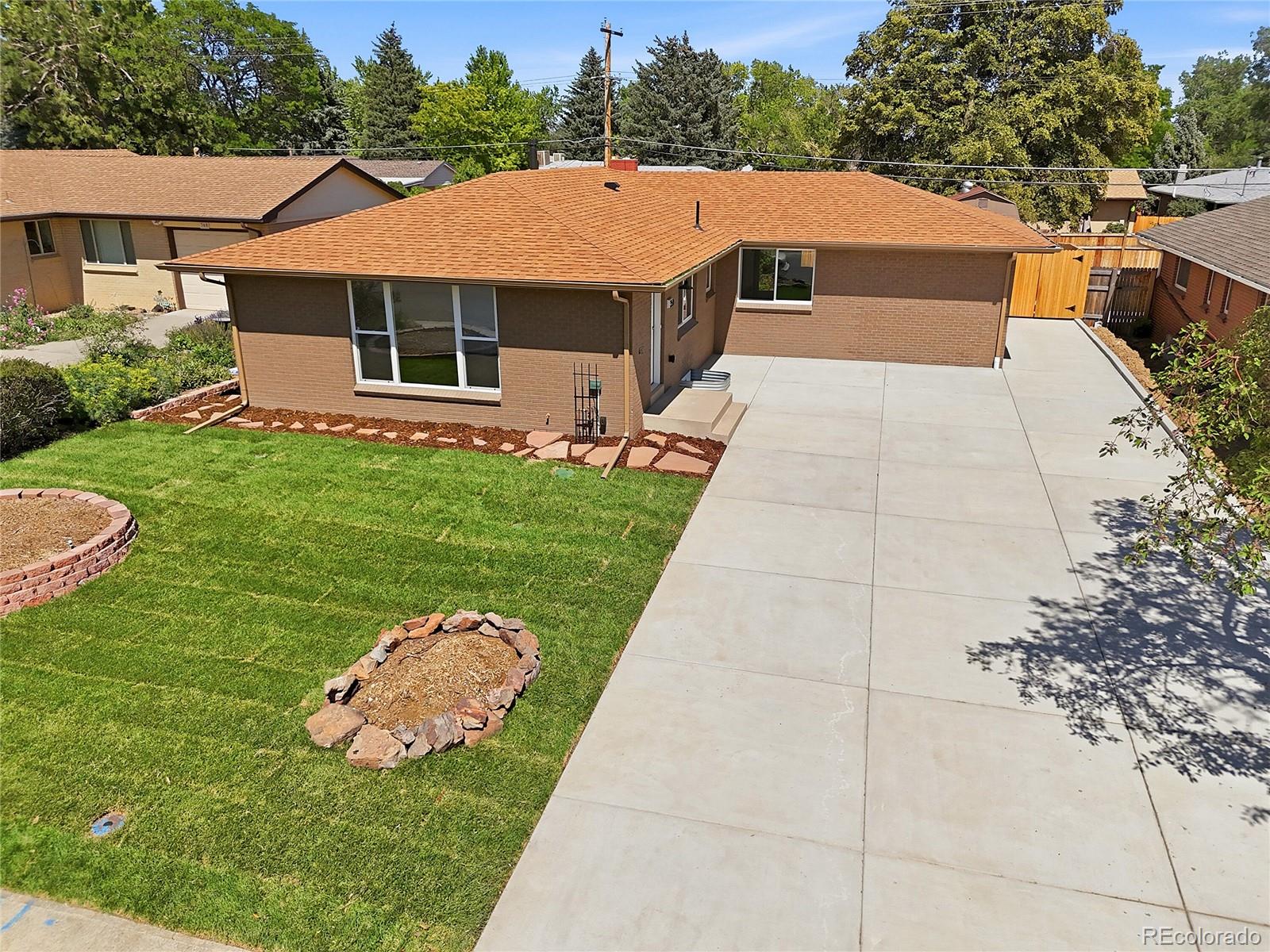 350 Jade St, Broomfield, CO 80020