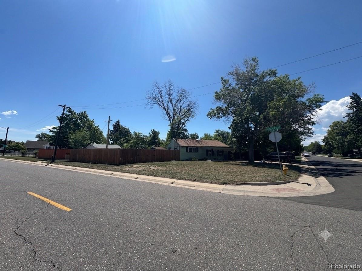 2500 S Hooker St, Denver, CO 80219