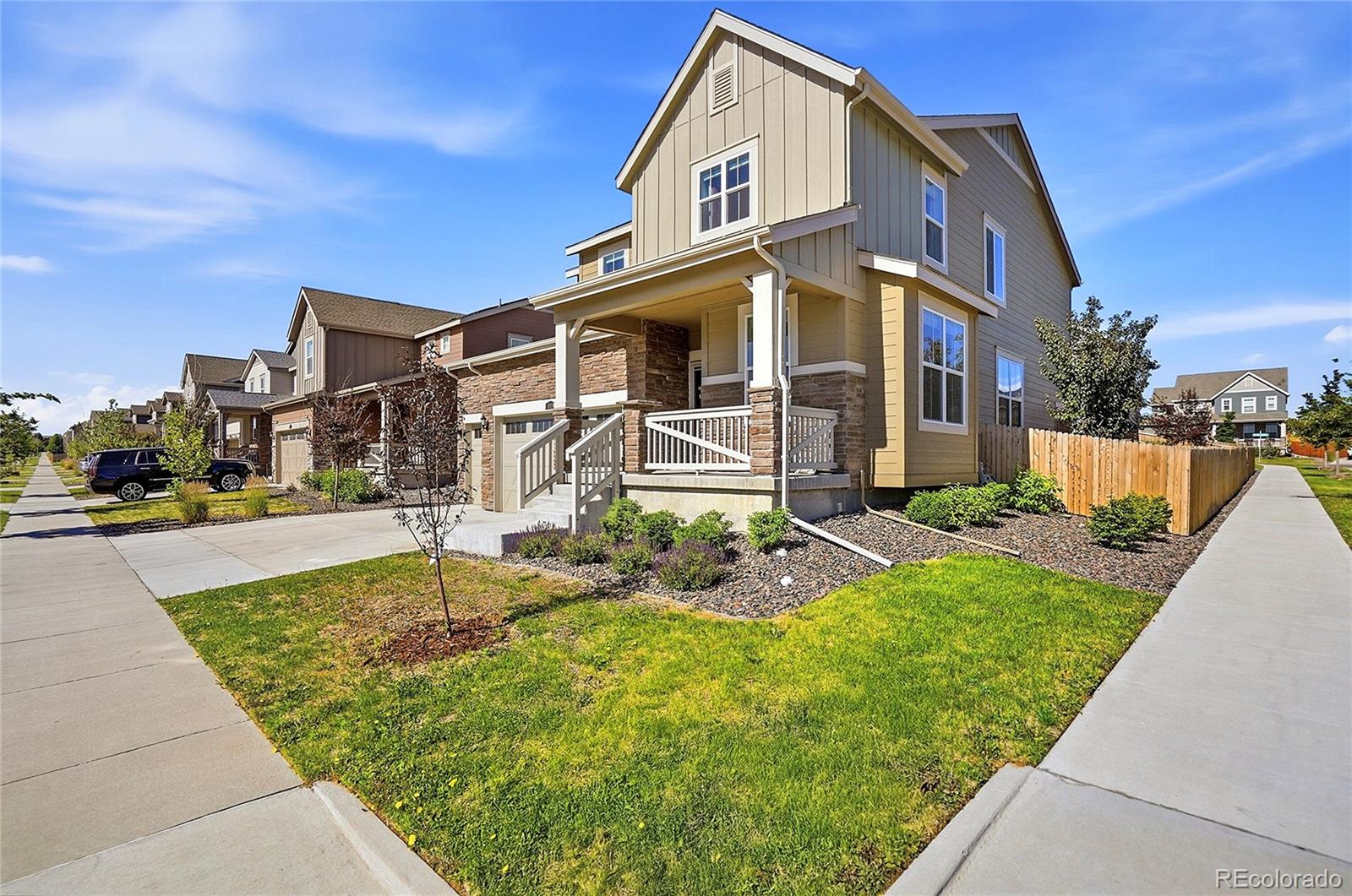 855 S Elk Way, Aurora, CO 80018