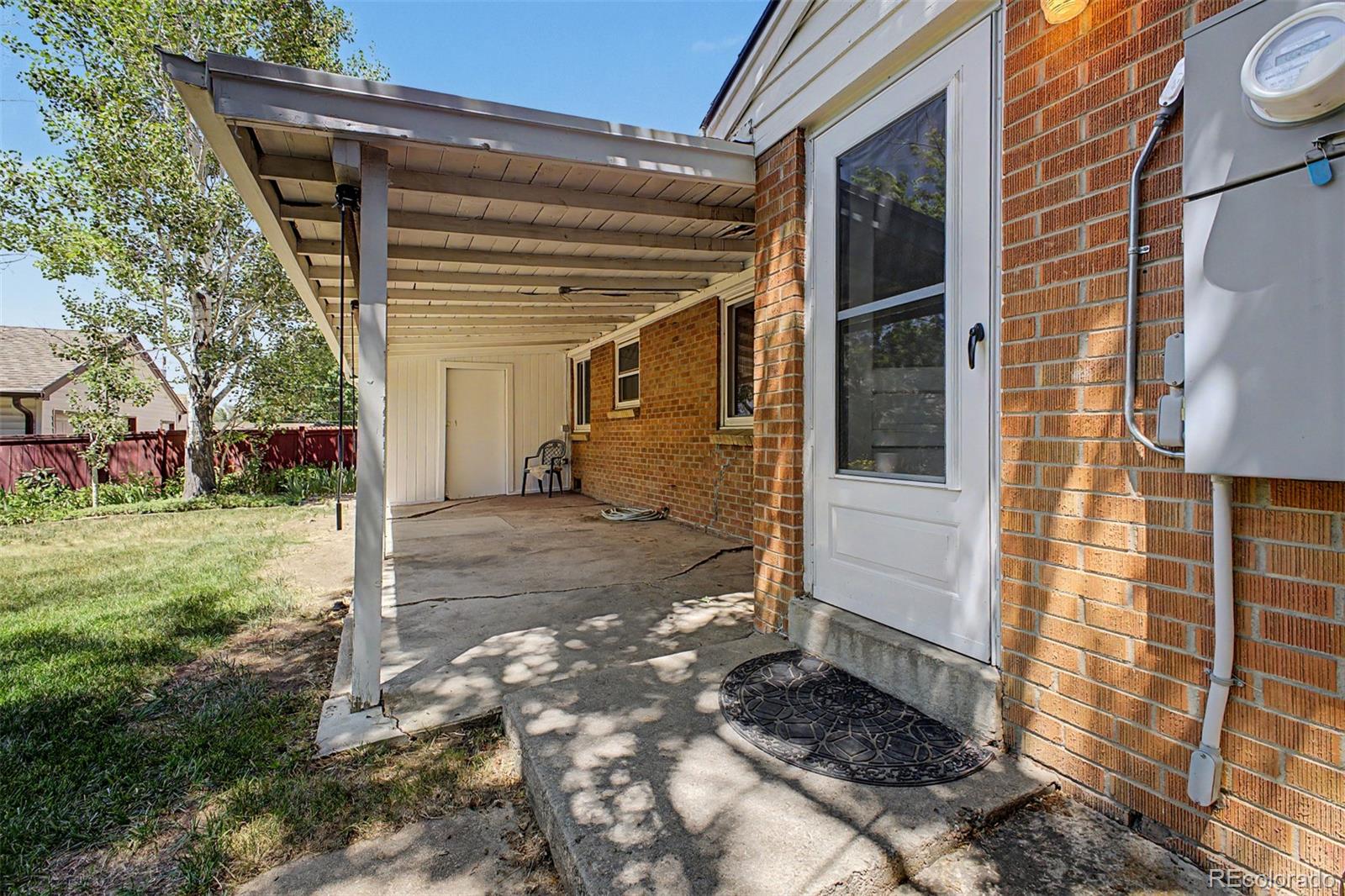3429 S Fairfax St, Denver, CO 80222