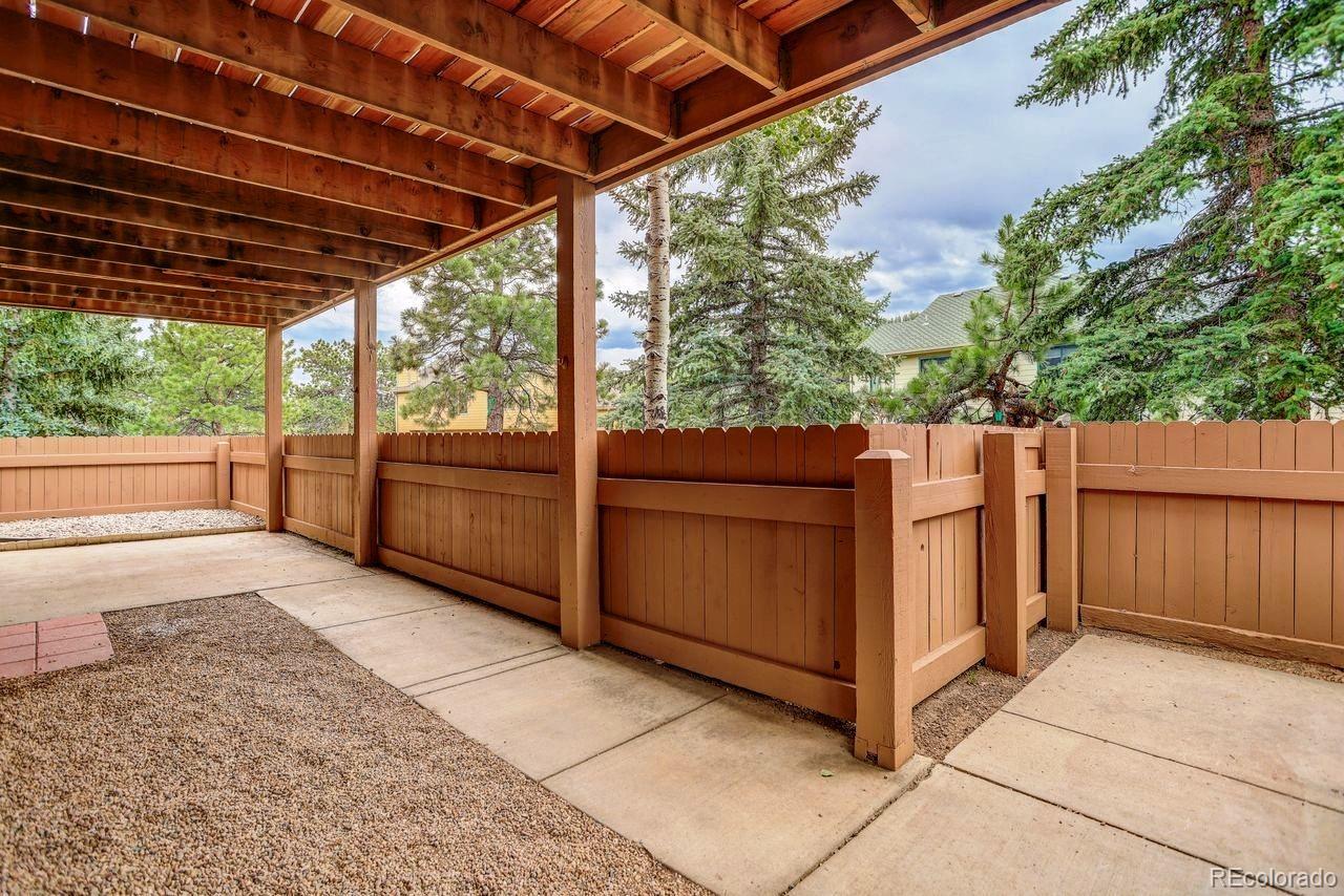 25856 Buffalo Ln, Golden, CO 80401