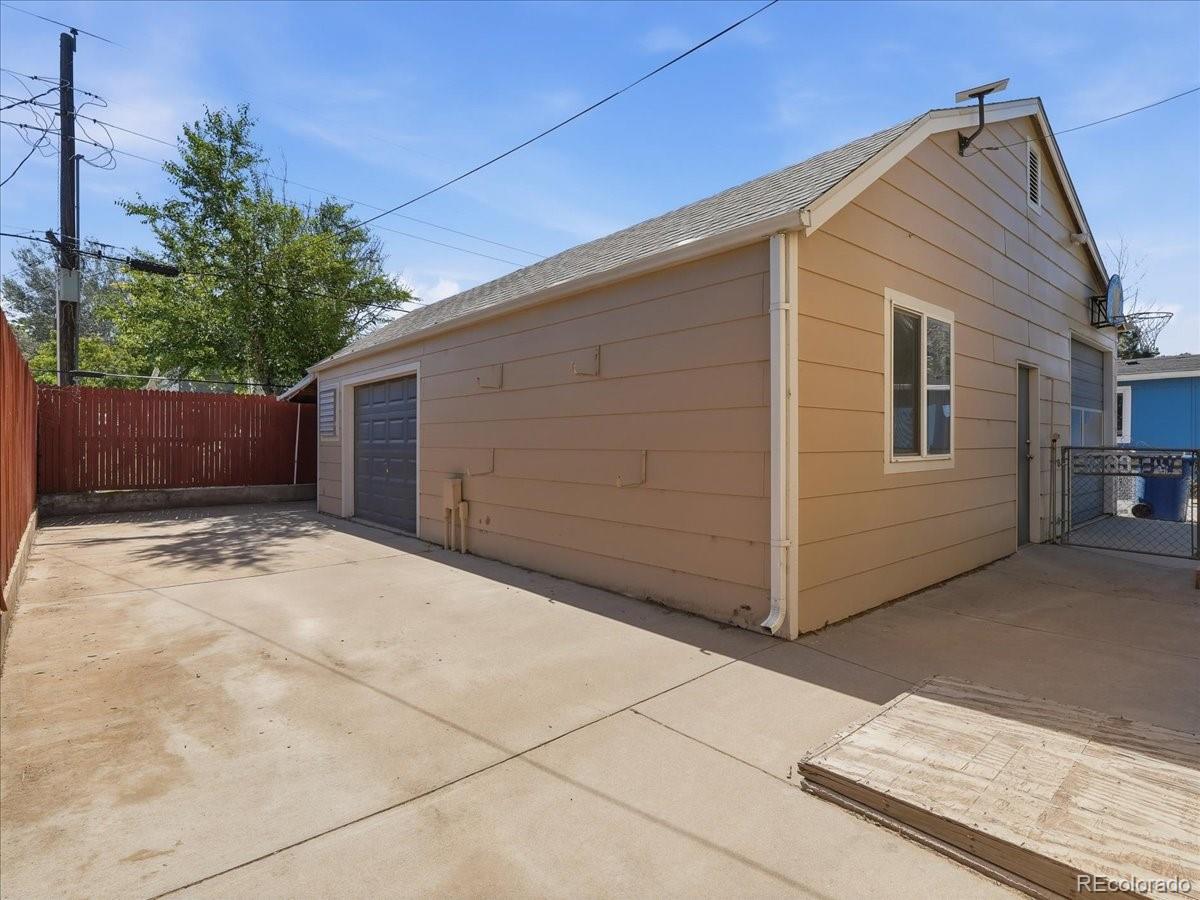 219 Poplar St, Brighton, CO 80603