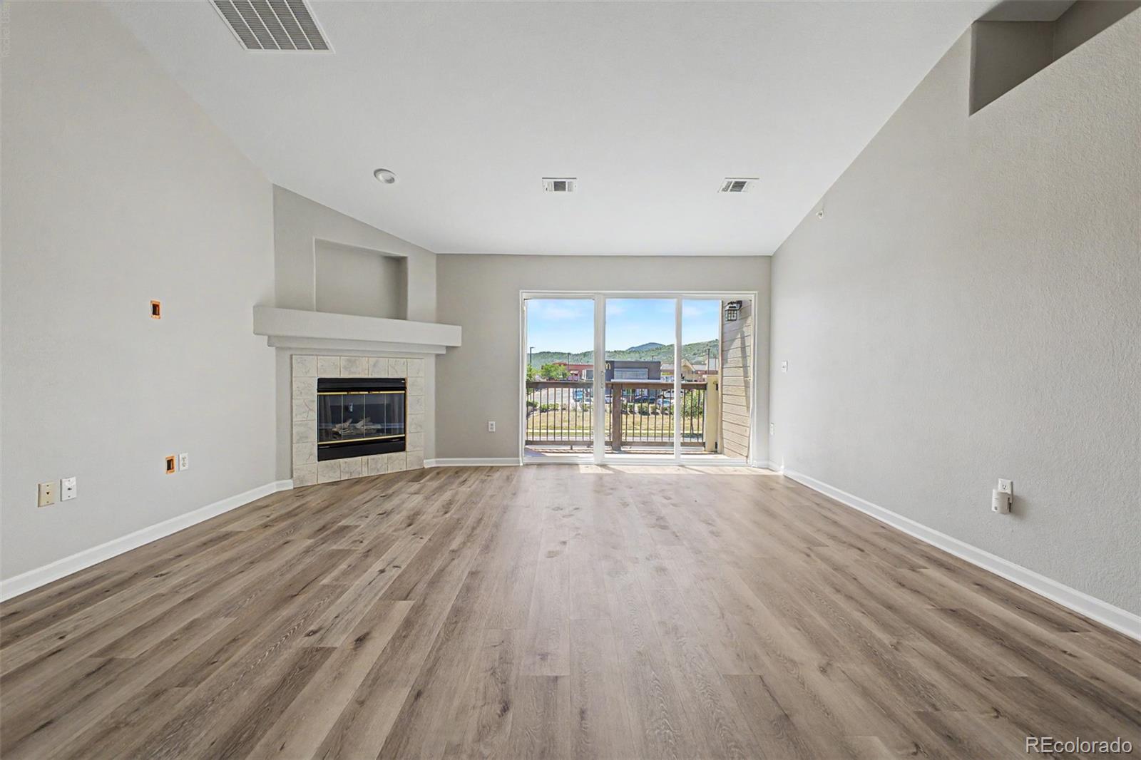 7479 S Alkire St #302, Littleton, CO 80127