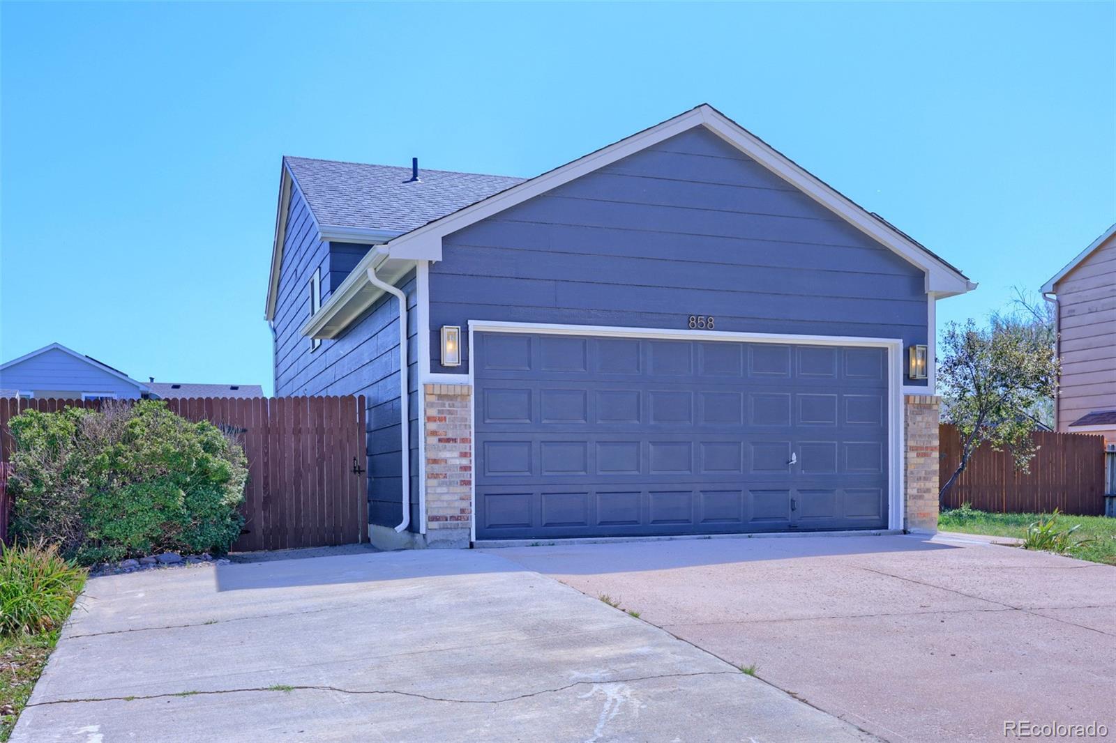 858 Marshall Dr, Fountain, CO 80817