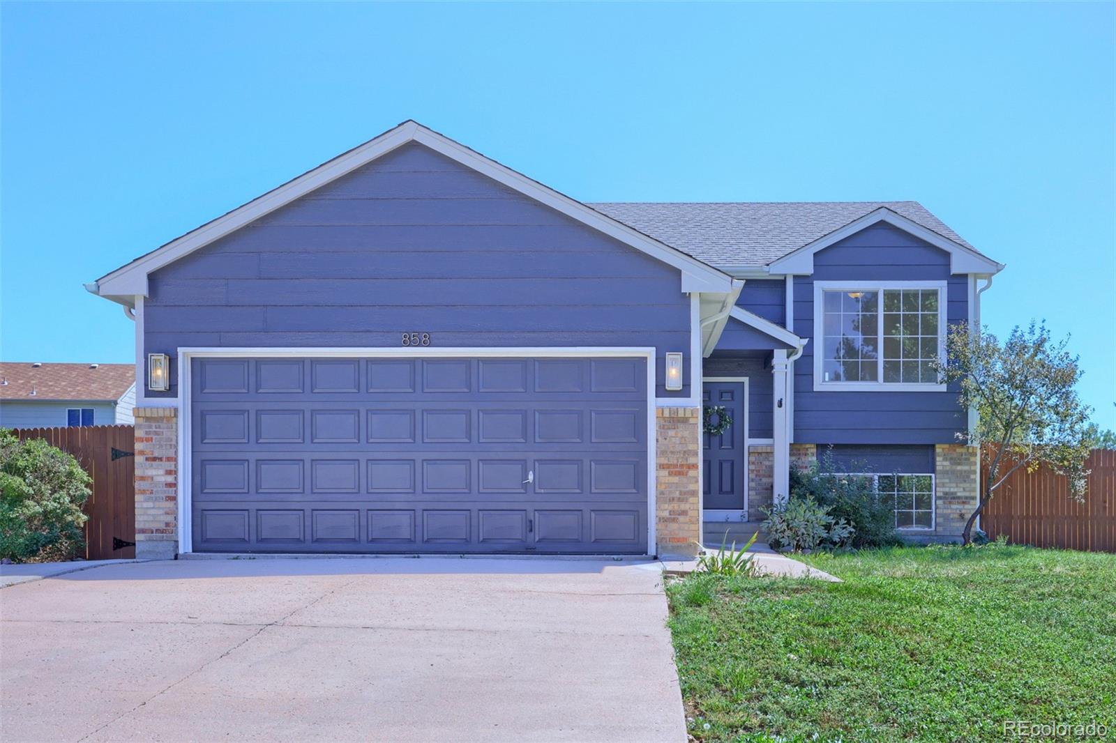 858 Marshall Dr, Fountain, CO 80817