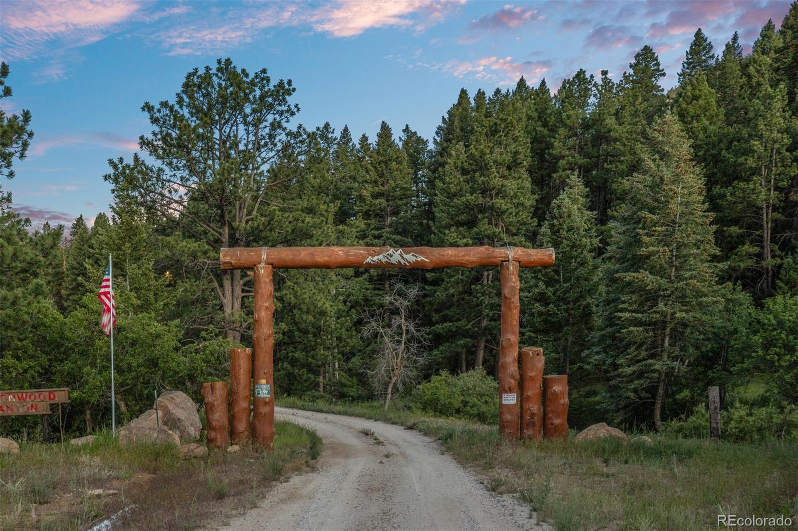 12868 Cottonwood Rd, Littleton, CO 80127