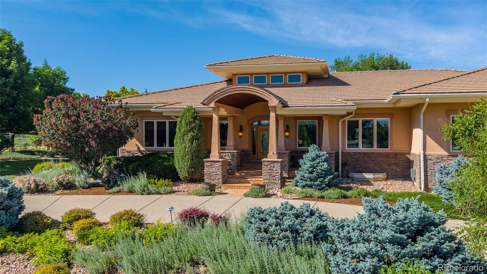 905 E 14th Way, Broomfield, CO 80020
