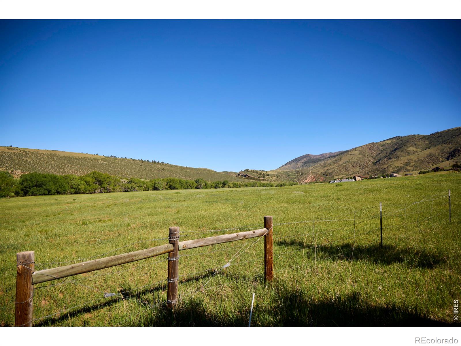 10050 Buckhorn Ridge Way, Loveland, CO 80538