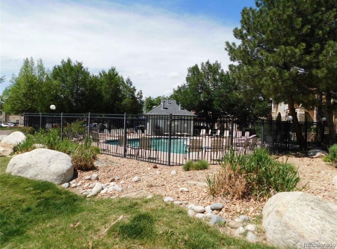 3912 S Carson St #102, Aurora, CO 80014