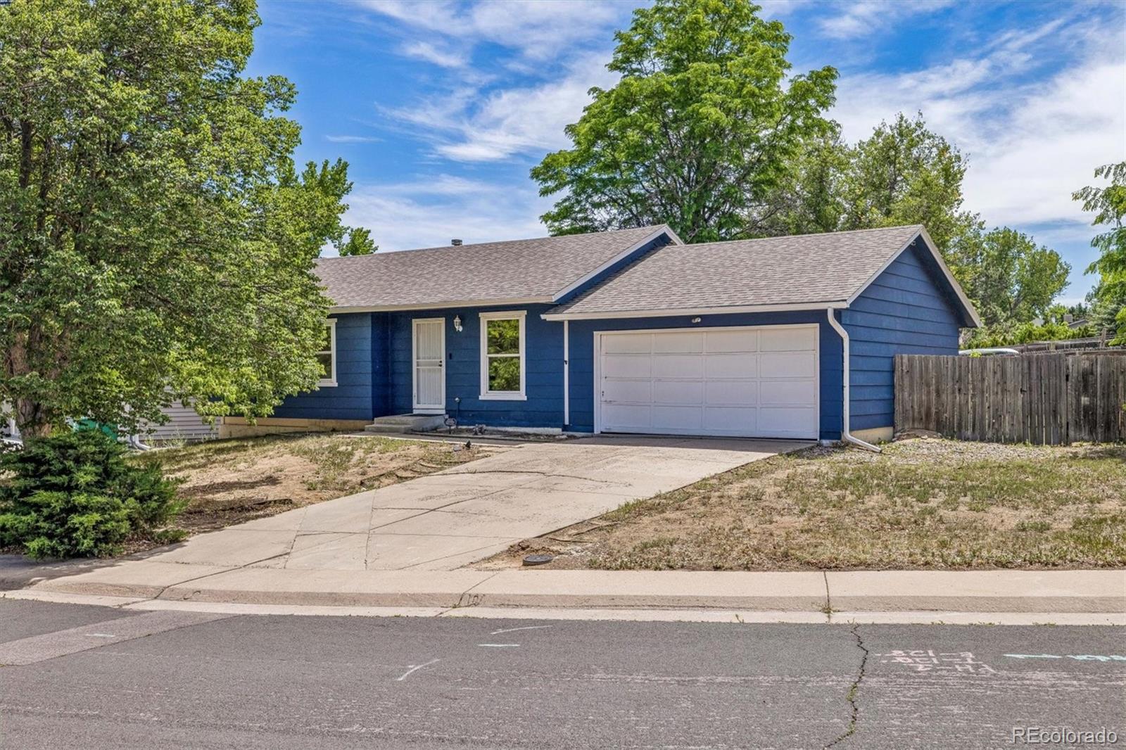 2003 S Idalia St, Aurora, CO 80013