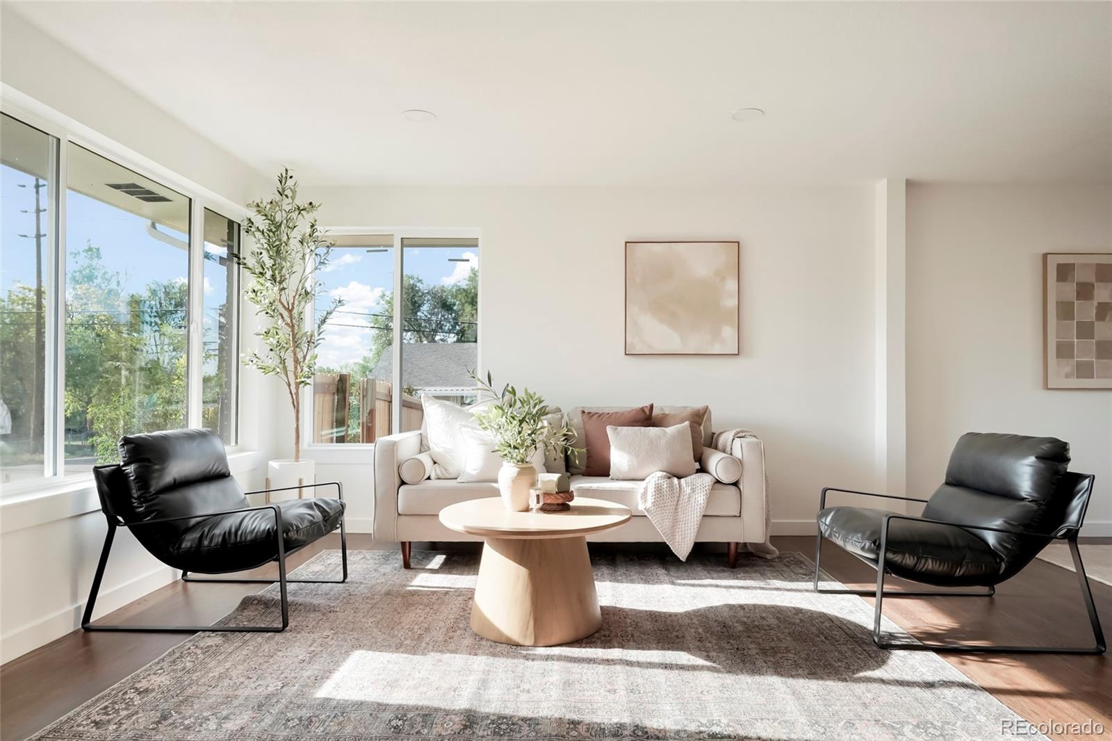 5390 Julian St, Denver, CO 80221