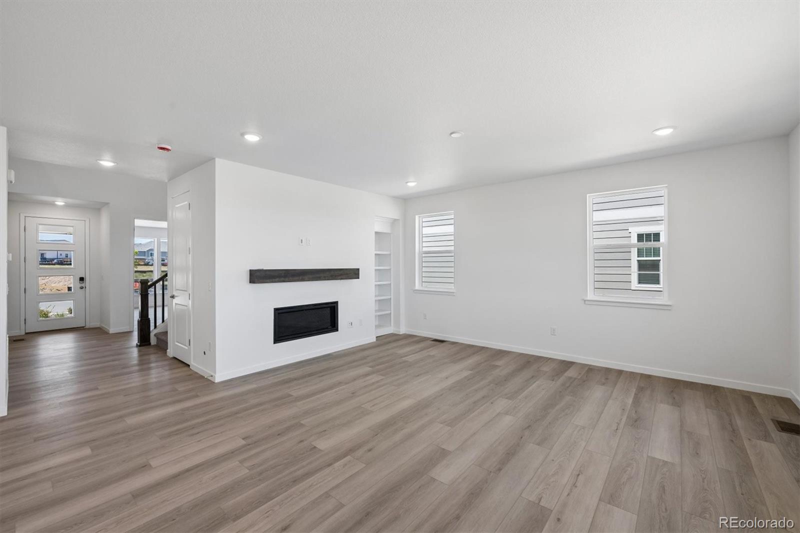 25131 E Evans Dr, Aurora, CO 80018
