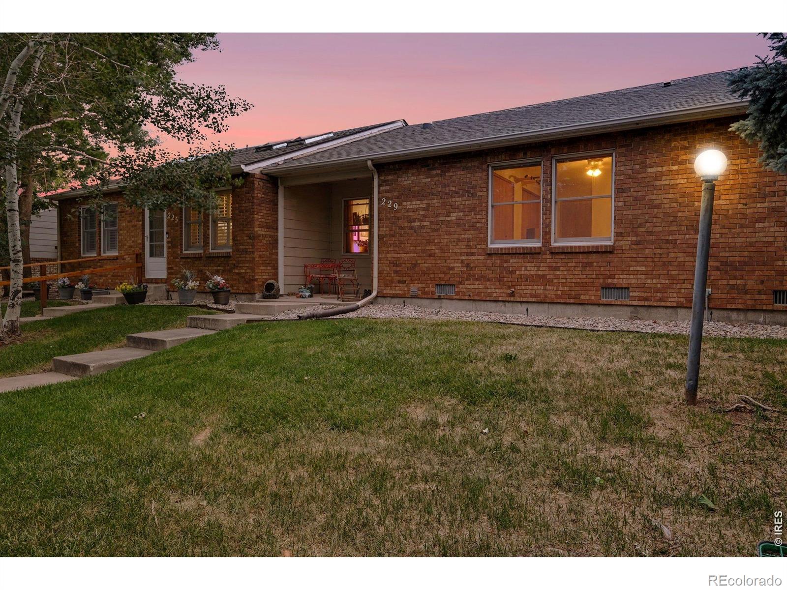 229 E 42nd St, Loveland, CO 80538