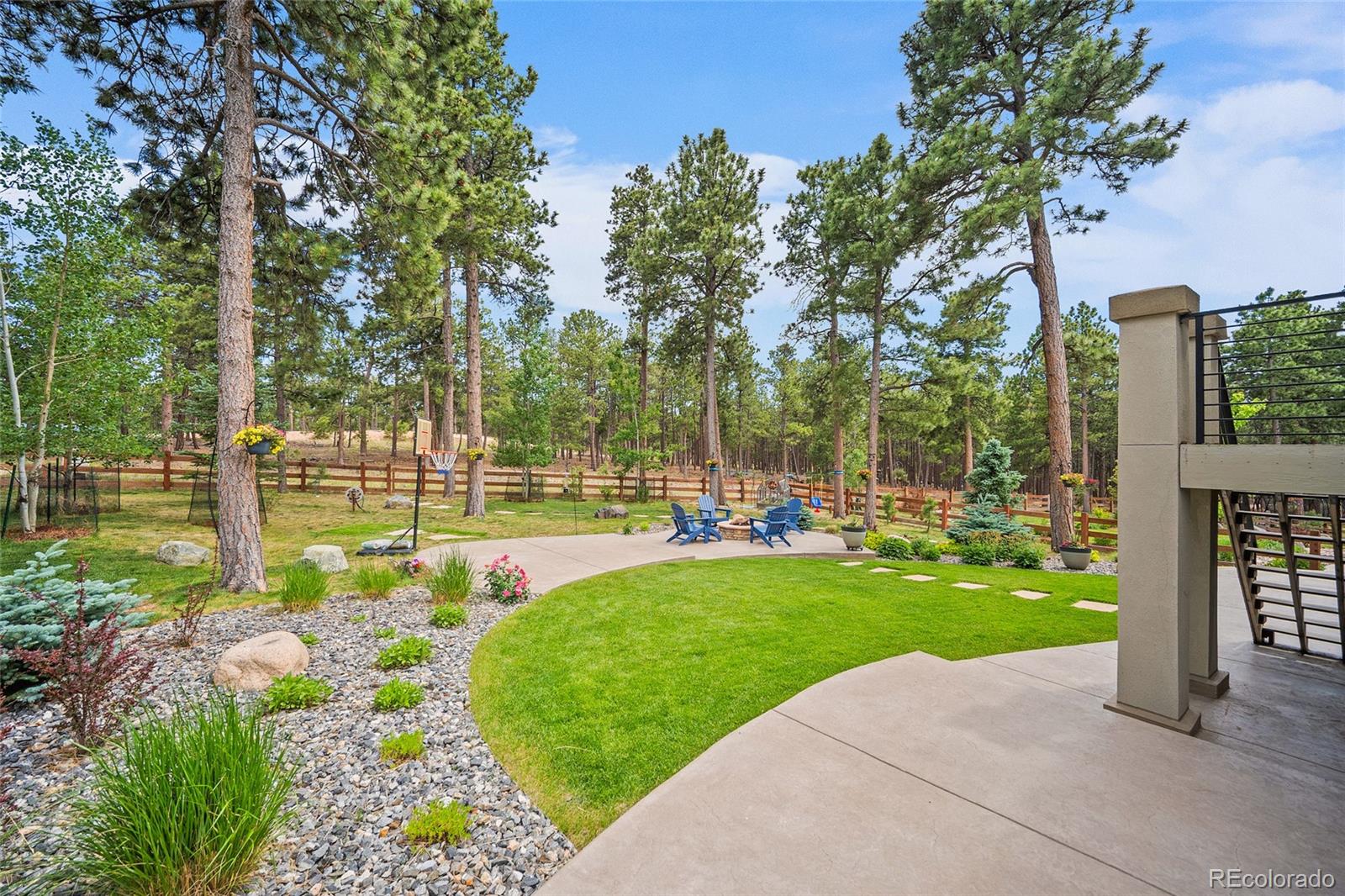 1558 Summerglow Ln, Monument, CO 80132