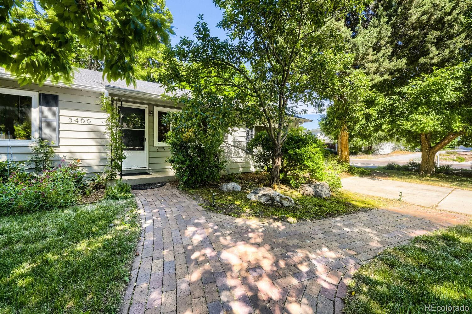 3400 E Nielsen Ln, Denver, CO 80210