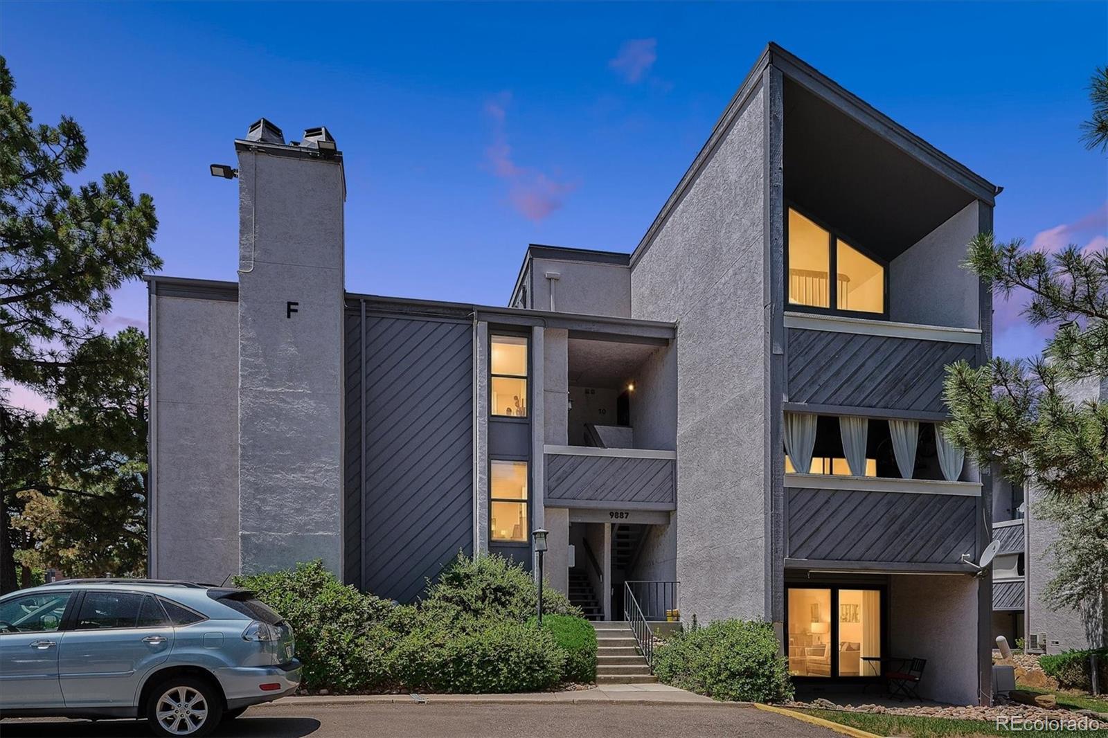 9887 E Peakview Ave #F07, Englewood, CO 80111