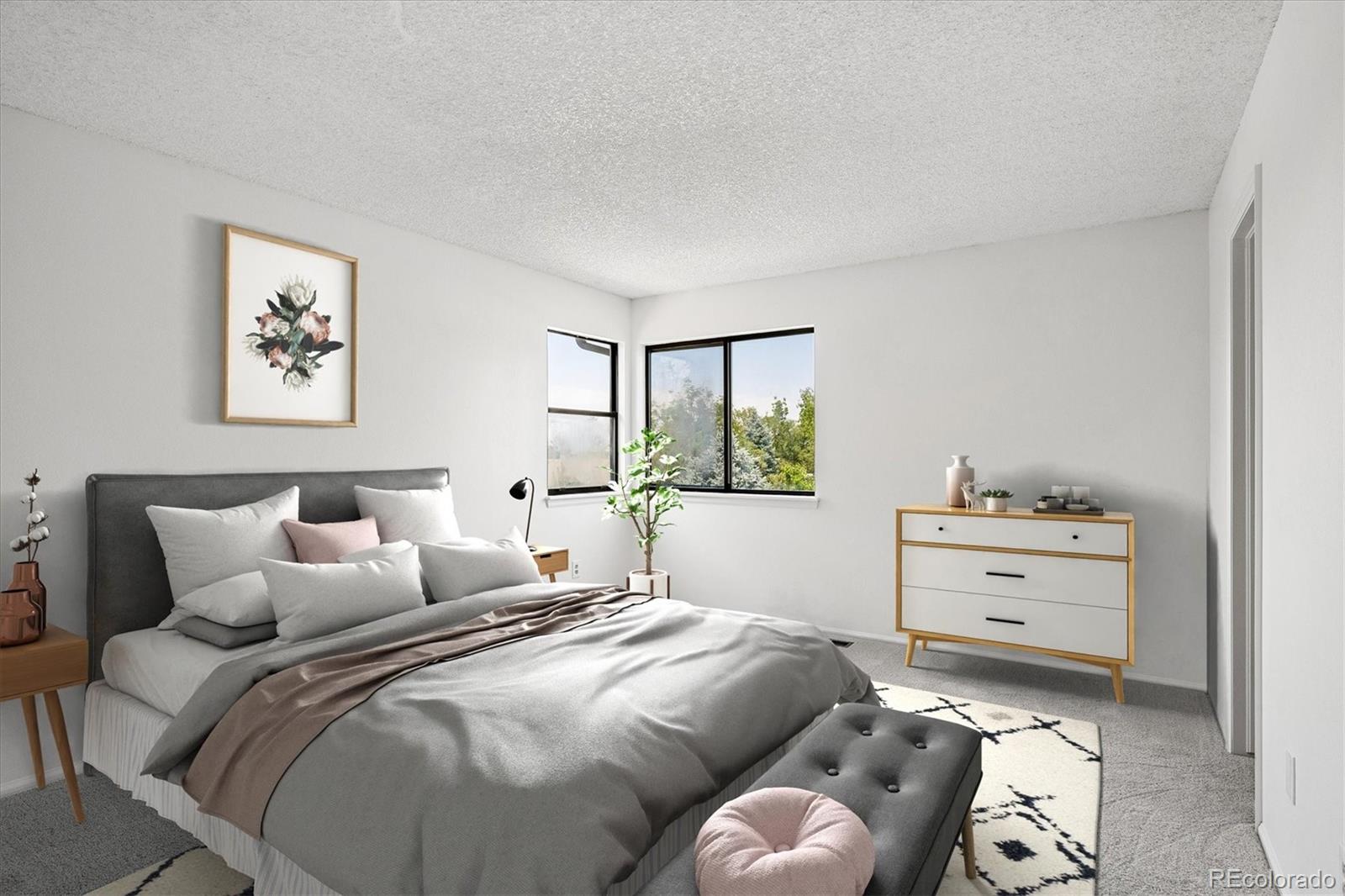 8954 S Round Rock St, Highlands Ranch, CO 80126