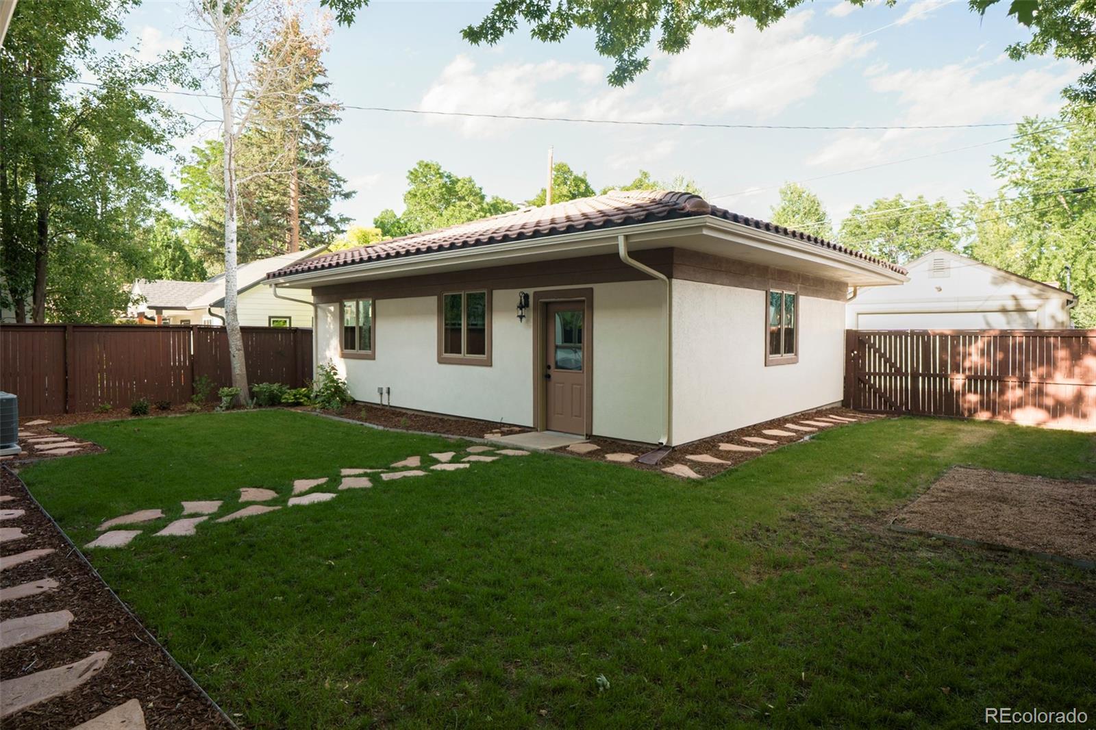 1026 S Cook St, Denver, CO 80209