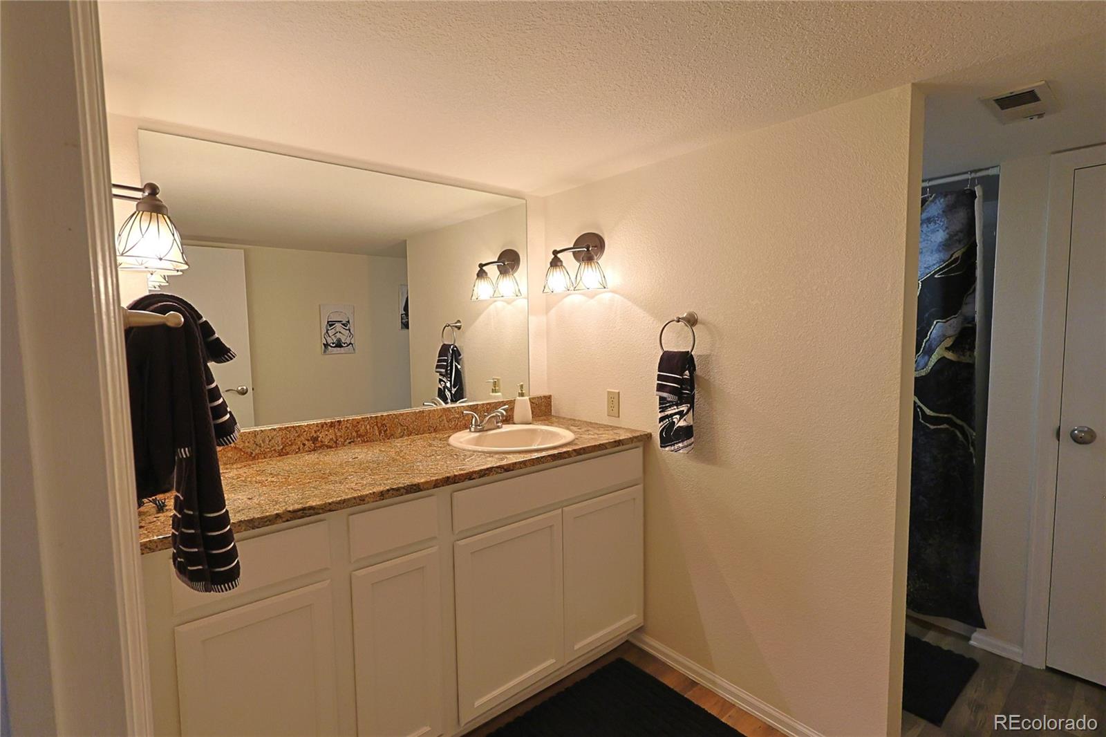 109 S Chi Chi Dr, Pueblo, CO 81007