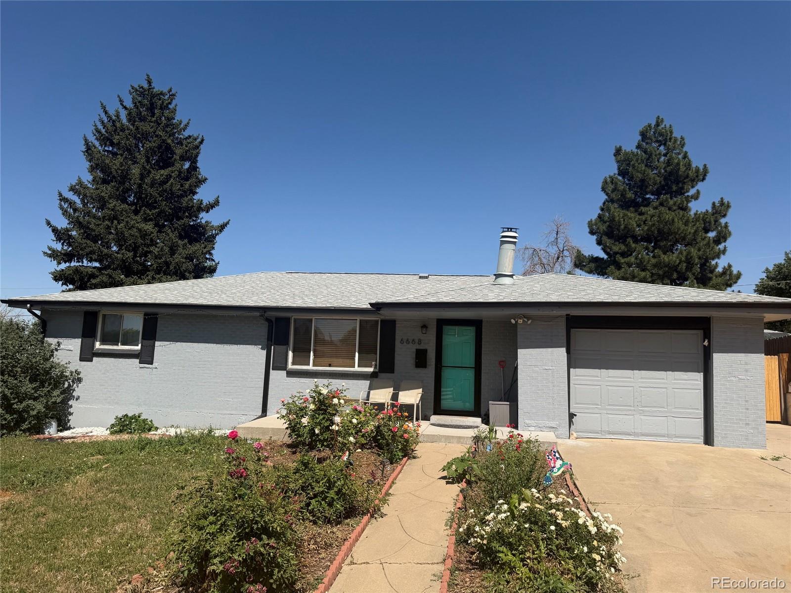 6668 Chase St, Arvada, CO 80003
