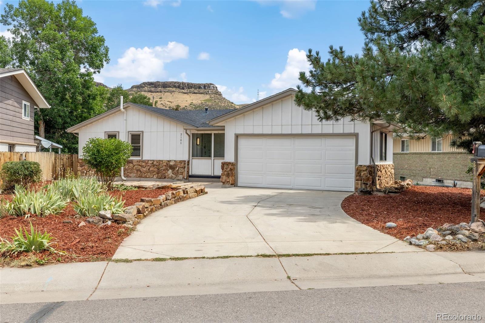 2101 Arapahoe St, Golden, CO 80401