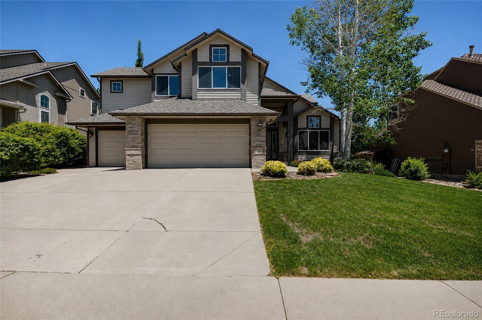 355 Peregrine Cir, Broomfield, CO 80020