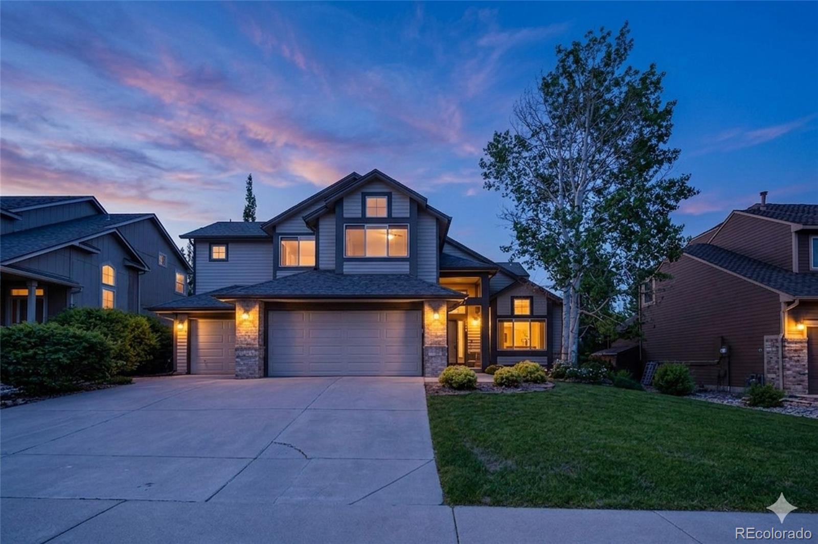 355 Peregrine Cir, Broomfield, CO 80020