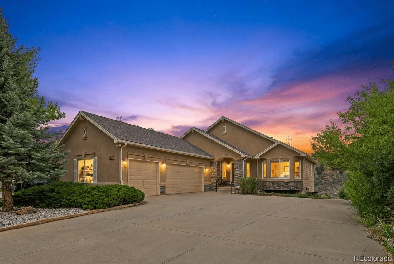 820 Fox Hollow Ln, Golden, CO 80401
