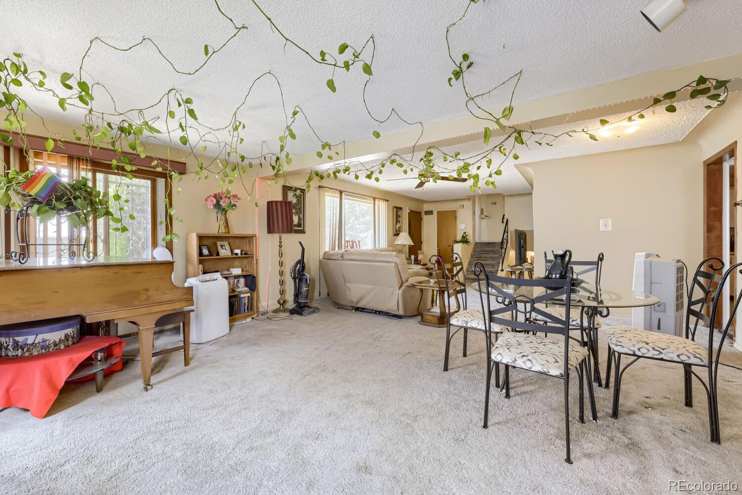 3290 Ivy St, Denver, CO 80207