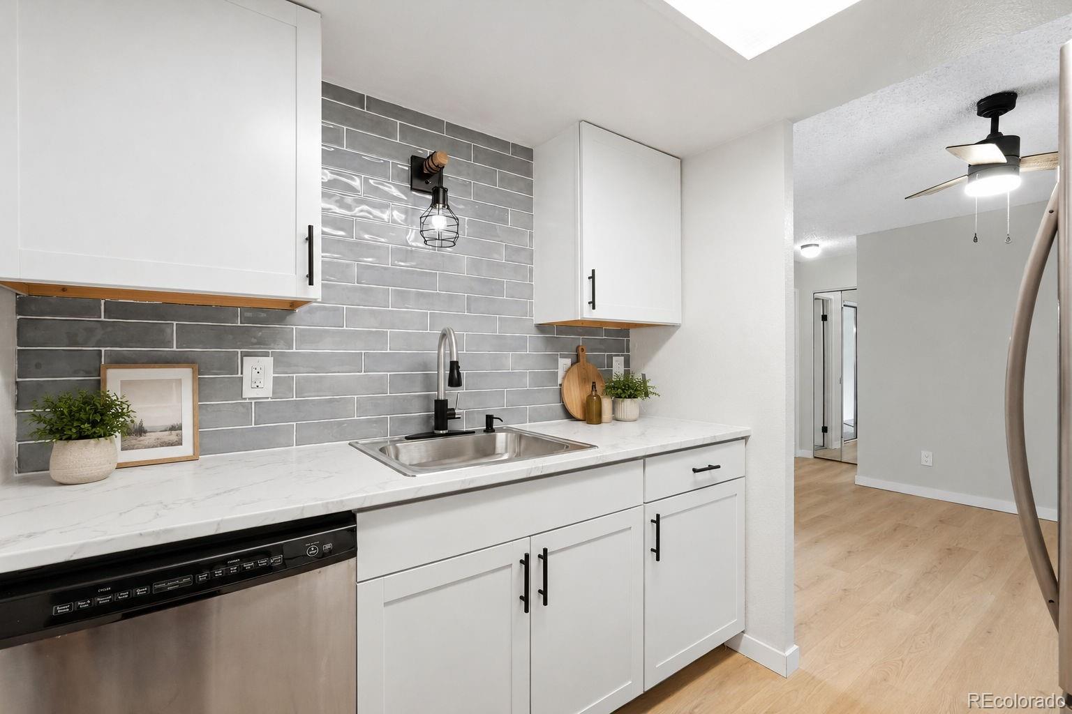 1150 Golden Cir #305, Golden, CO 80401