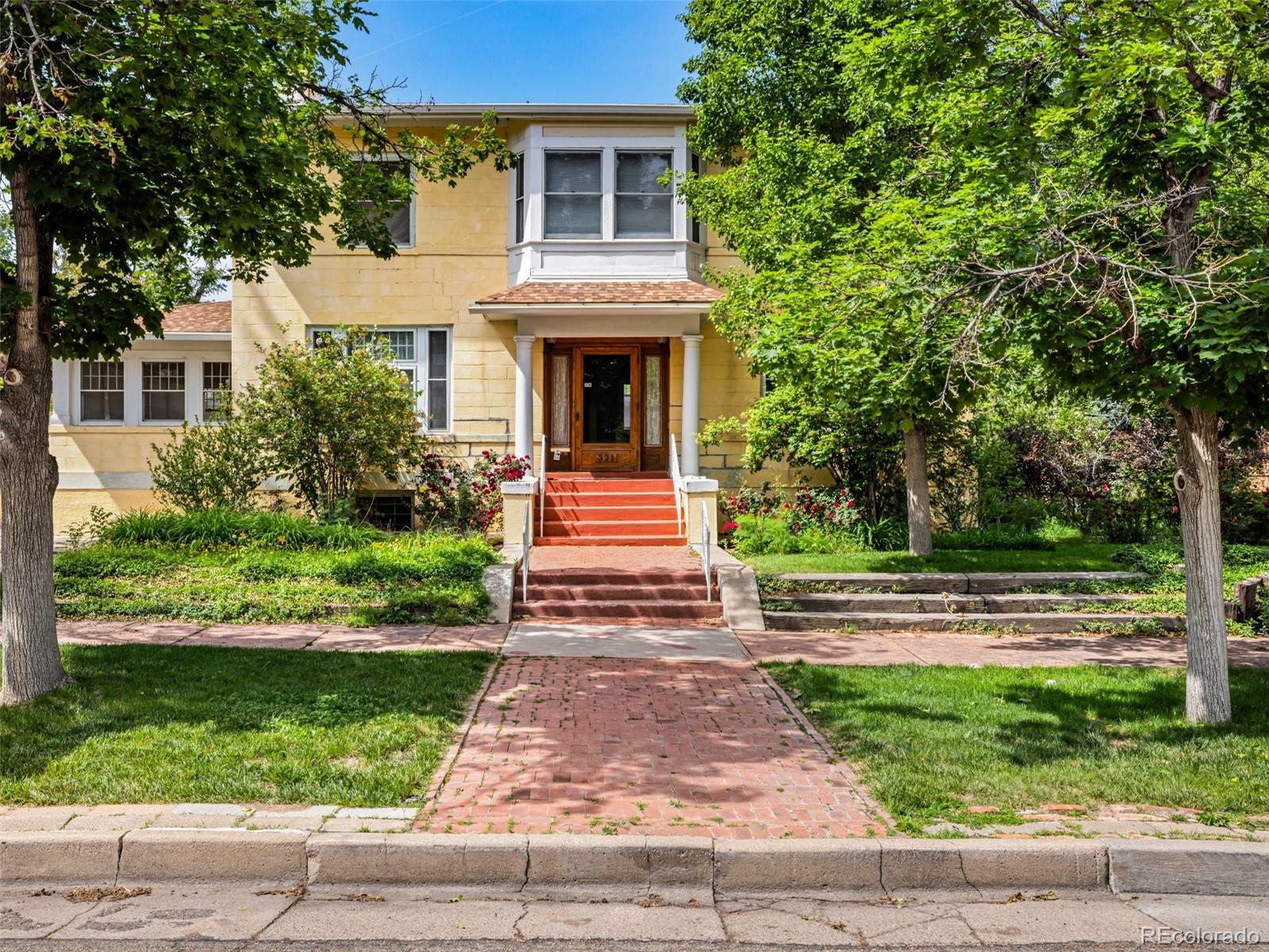 321 W 18th St, Pueblo, CO 81003