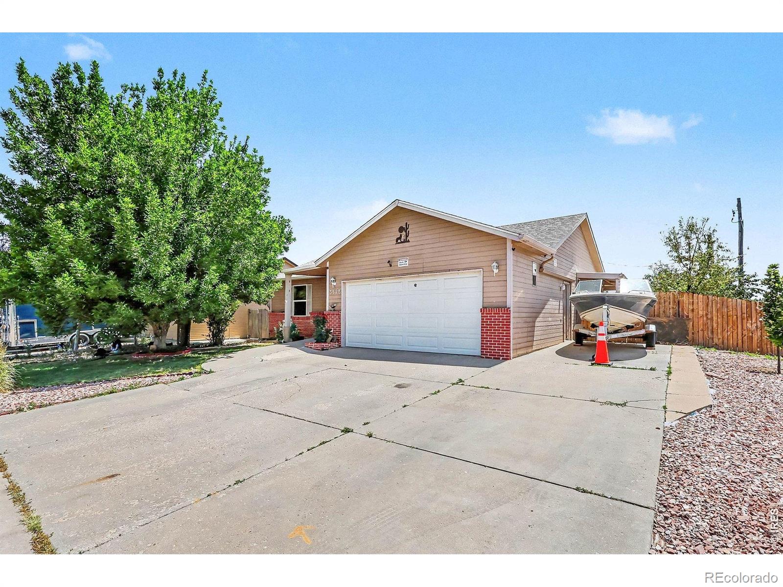 3628 Centennial Cir, Evans, CO 80620