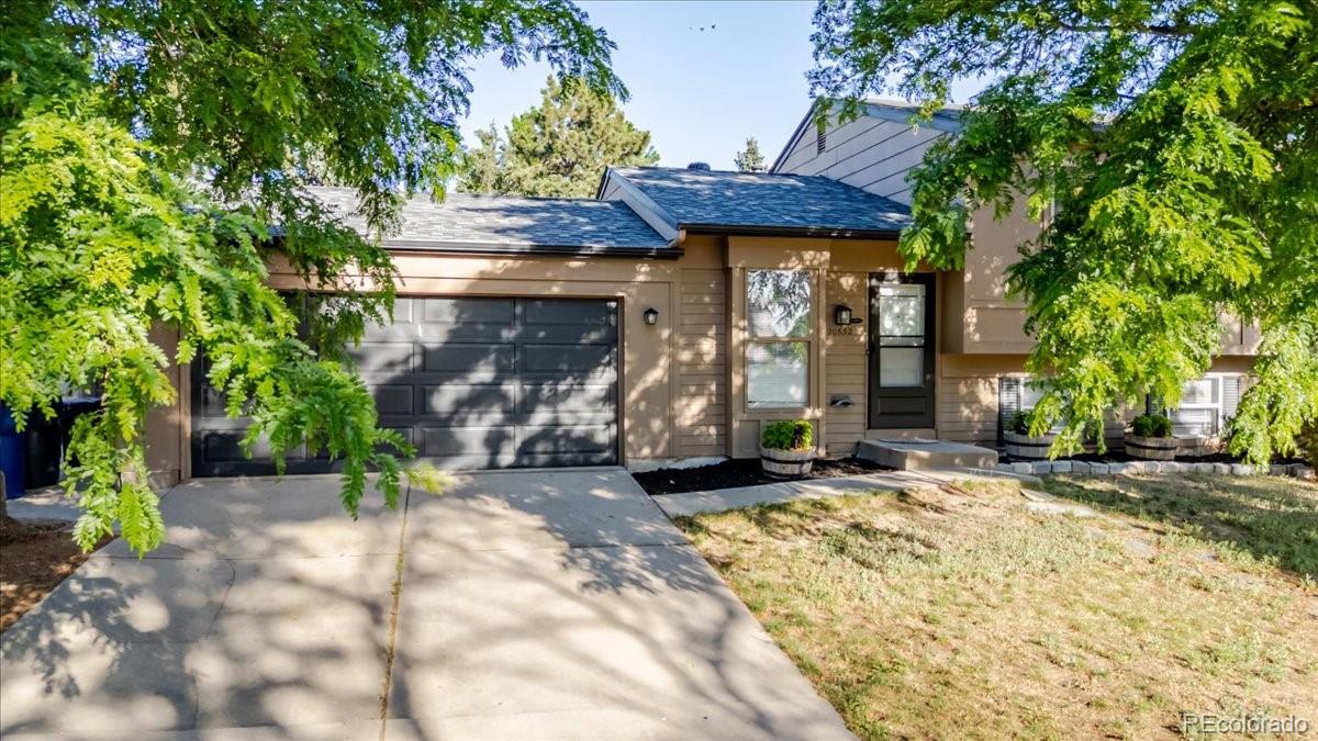 20652 E Batavia Dr, Aurora, CO 80011