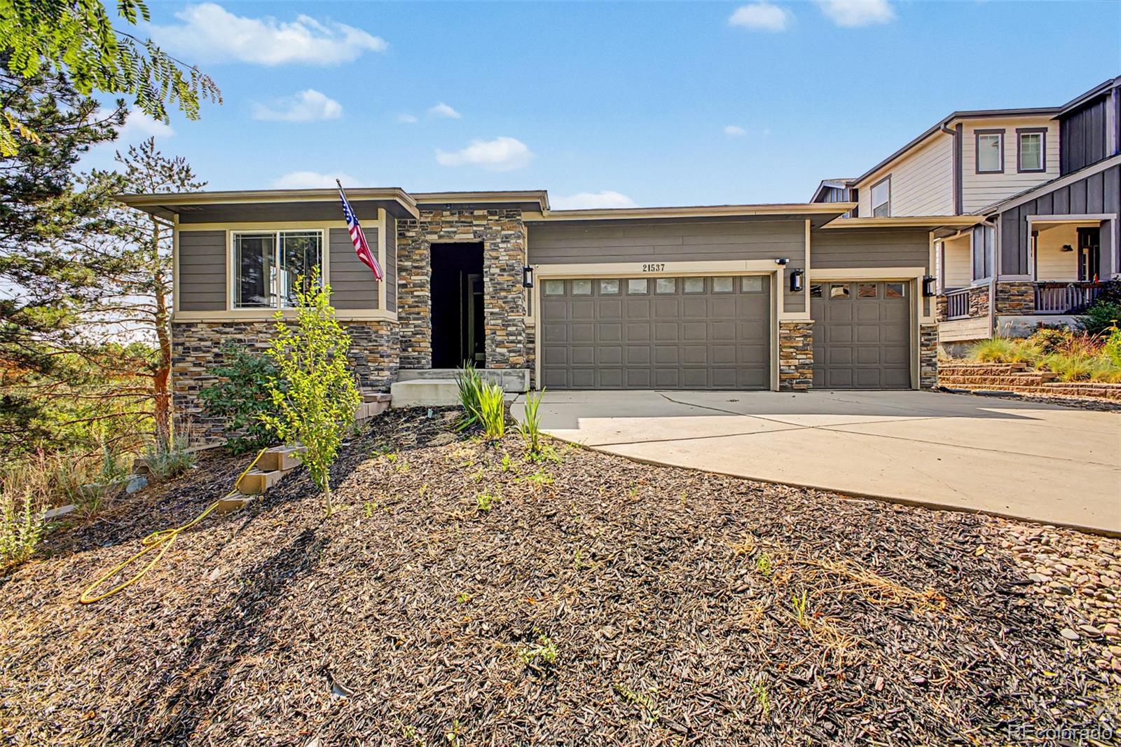 21537 E Smoky Hill Rd, Aurora, CO 80015