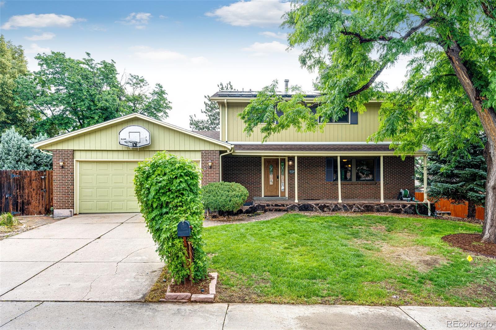 2624 S Field St, Lakewood, CO 80227