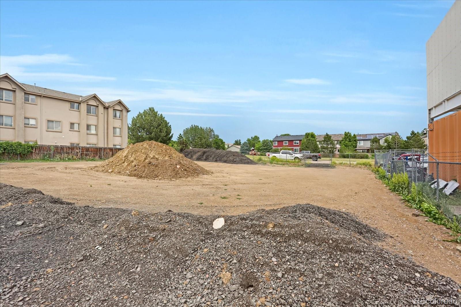 8508 S Saulsbury St, Littleton, CO 80128