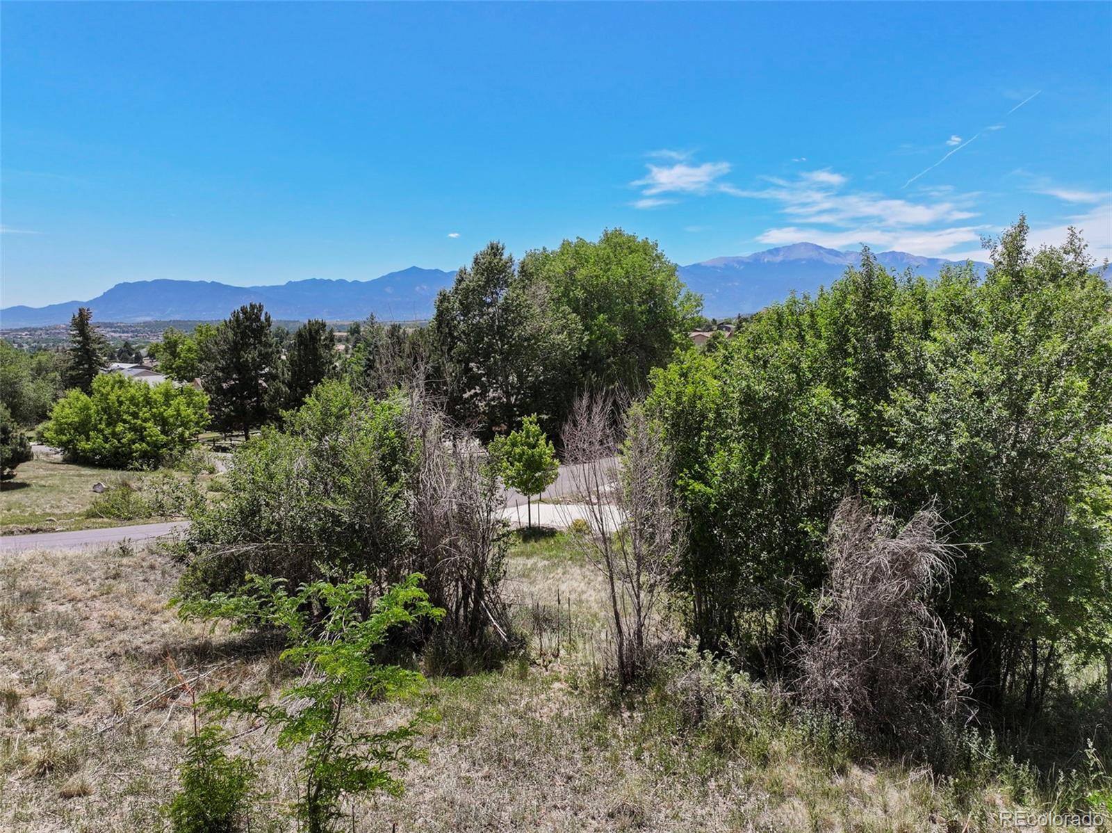 4640 Emerald Dr, Colorado Springs, CO 80918