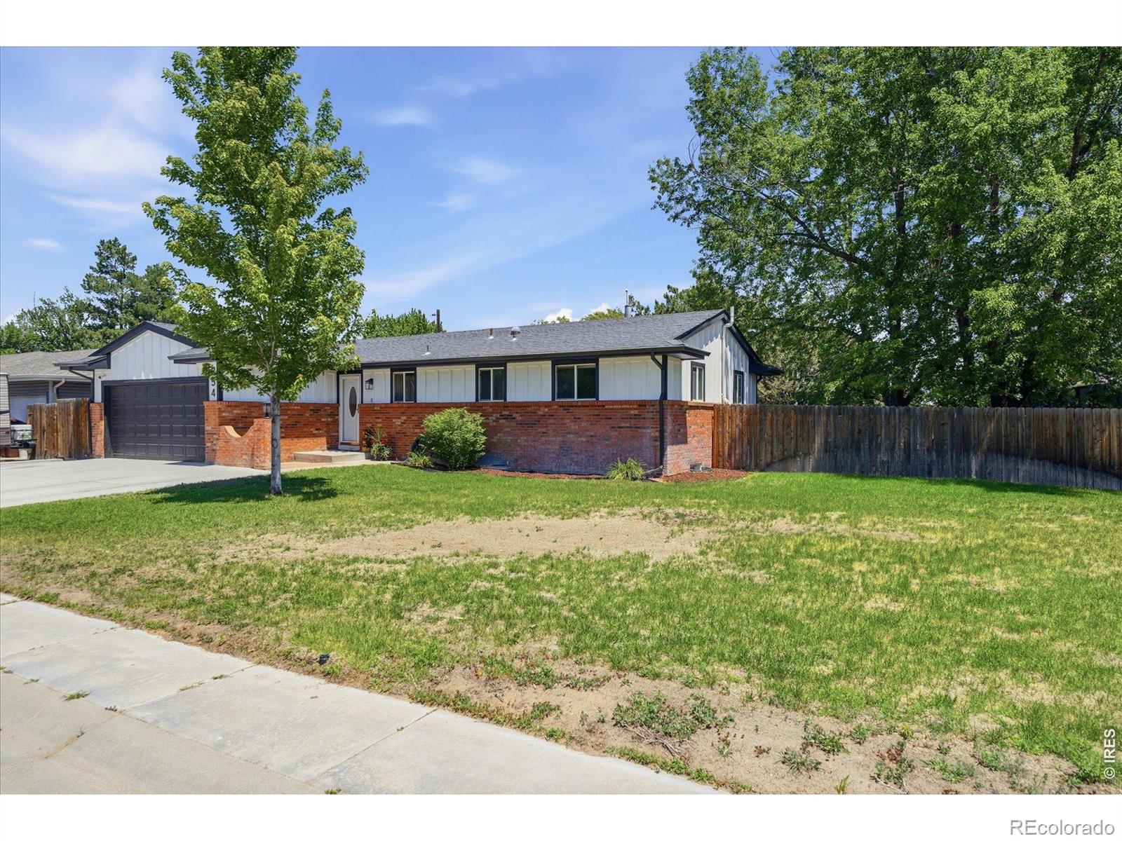 354 S 5th St, La Salle, CO 80645
