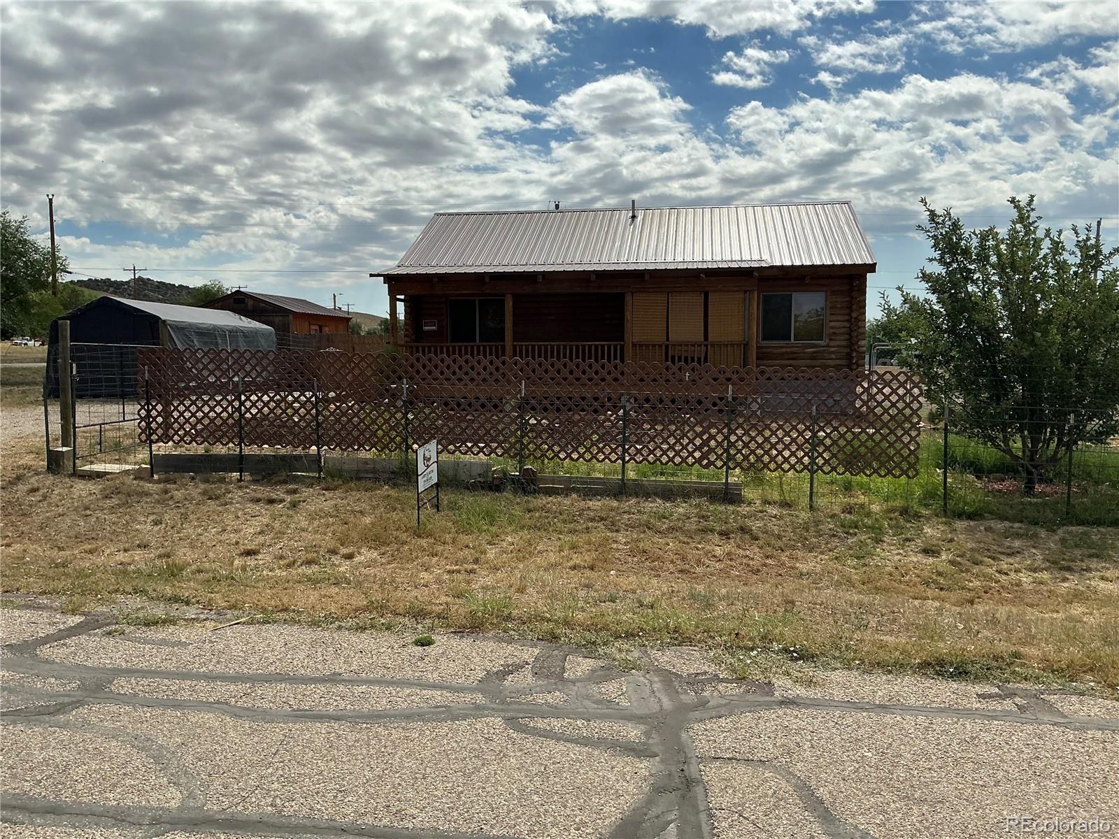 202 Ceratosaurus Cir, Dinosaur, CO 81610
