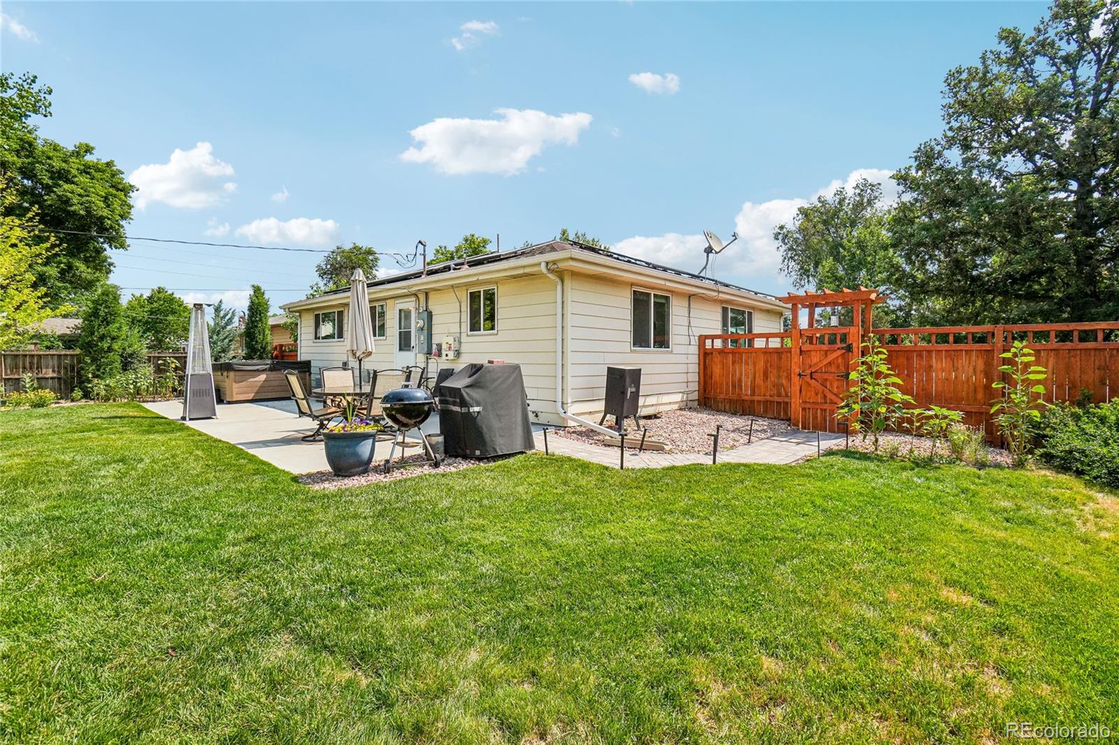 4815 S Logan St, Englewood, CO 80113
