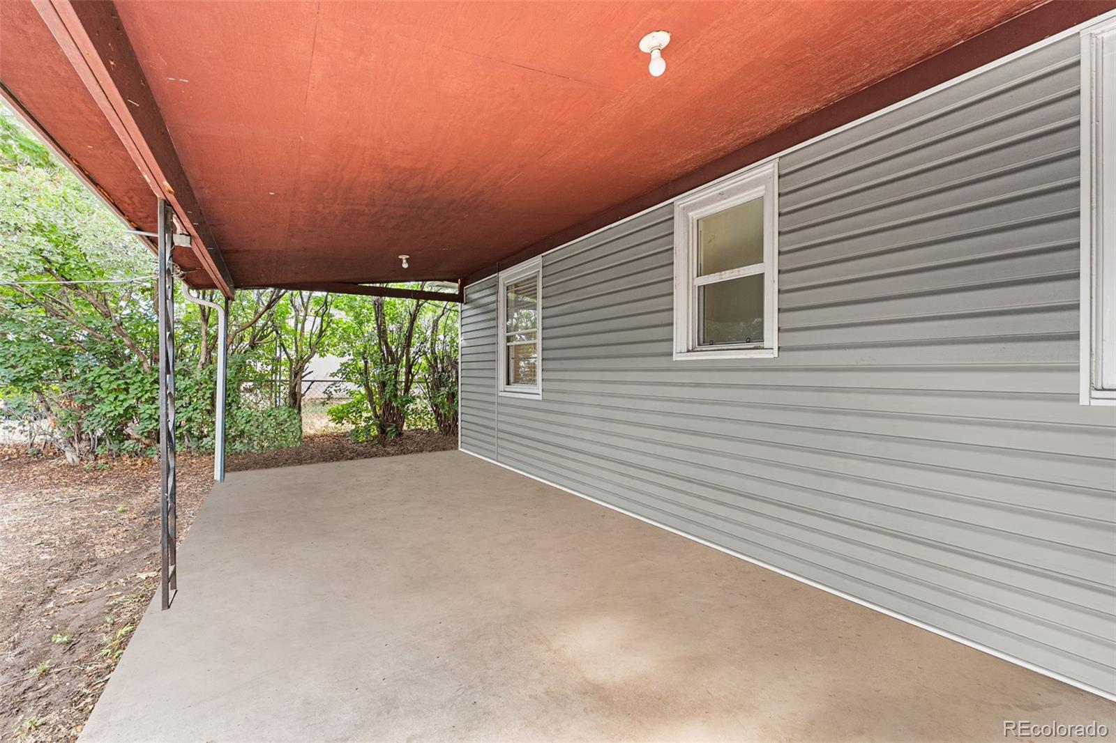 965 S Eliot St, Denver, CO 80219