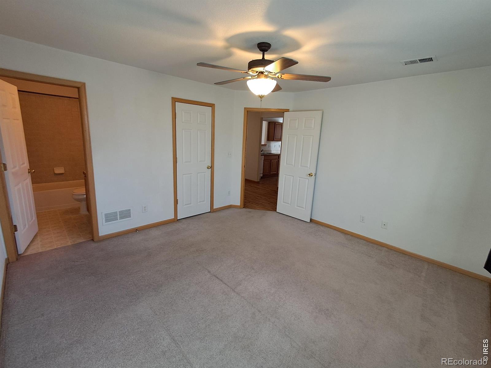 738 Glenloch Dr, Fort Collins, CO 80524